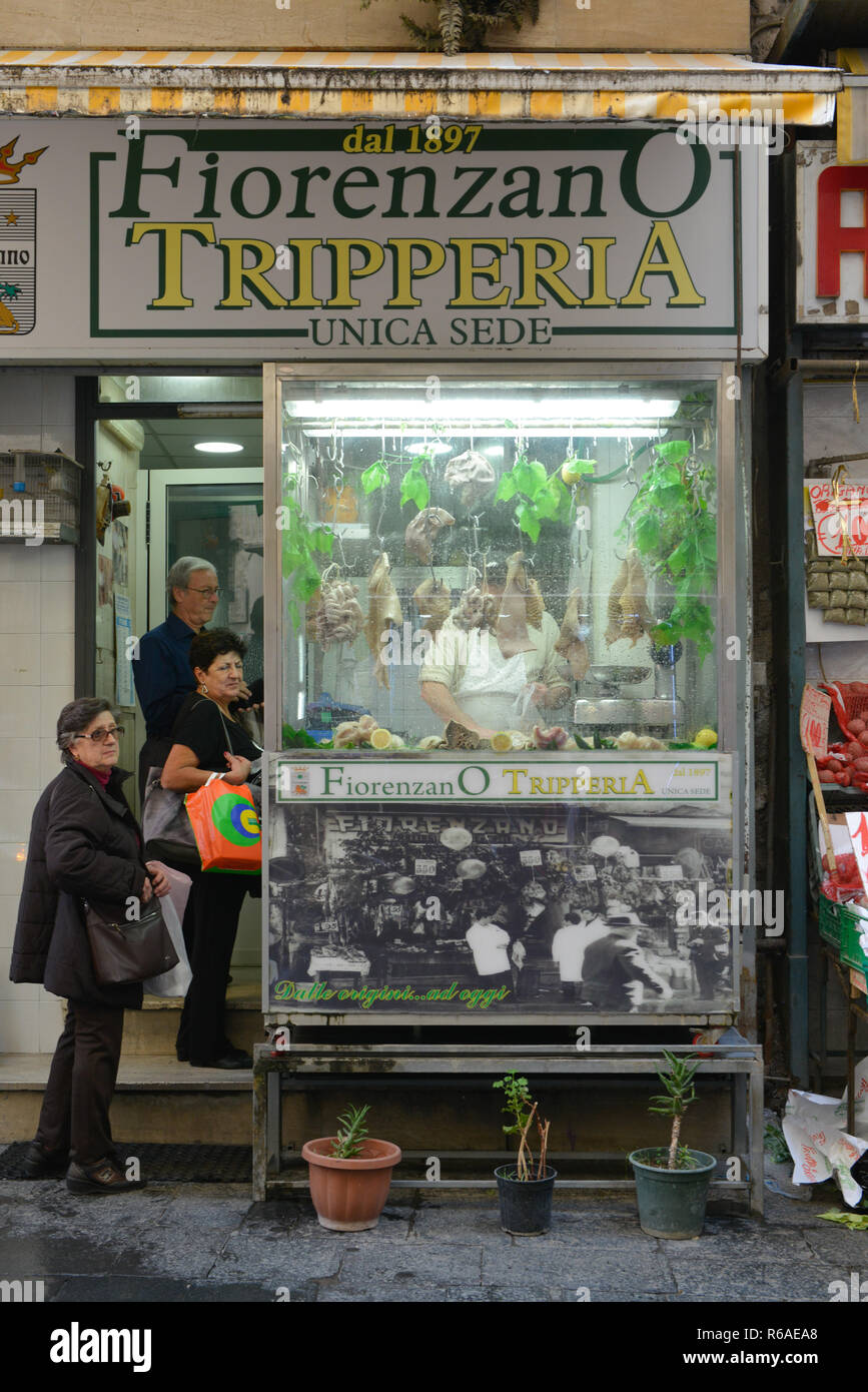 Tripperia Fiorenzano, La Pignasecca, Quartiere Spagnoli, Napoli, Italia, Spanisches Viertel, Neapel, Italien Foto Stock