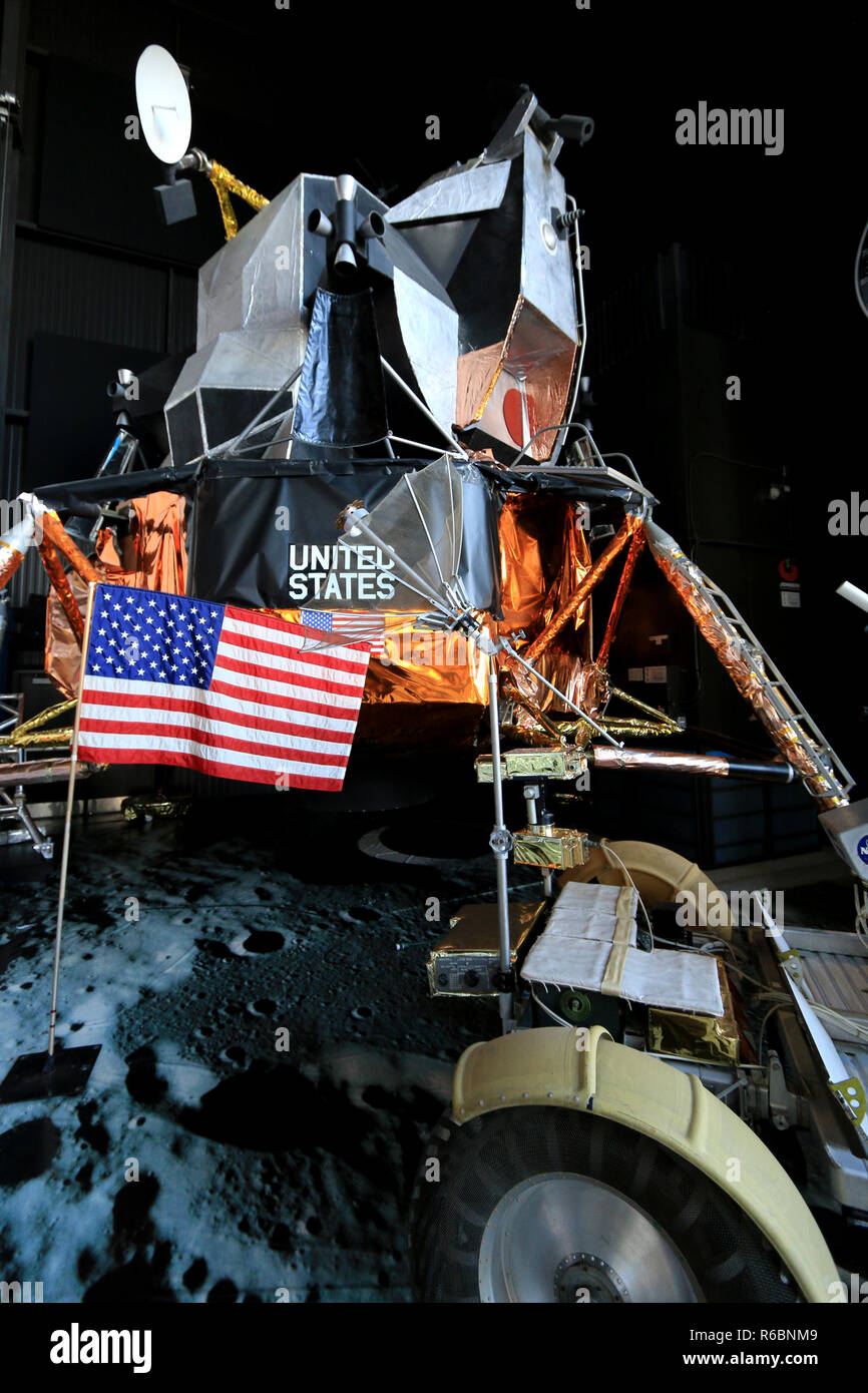 Il modulo lunare e Rover lunari delle missioni Apollo presso il Saturn V Hall presso il centro di Davidson, U.S. Rucola e Space Center di Huntsville, AL, USA Foto Stock