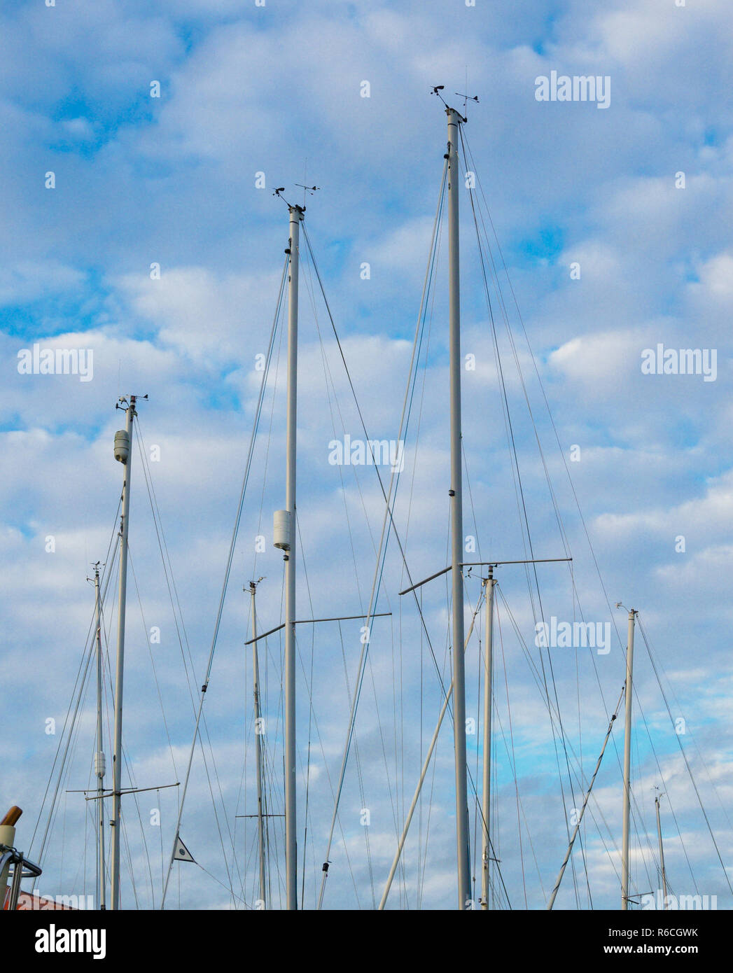 Montanti a vela Mersea Island Essex Foto Stock