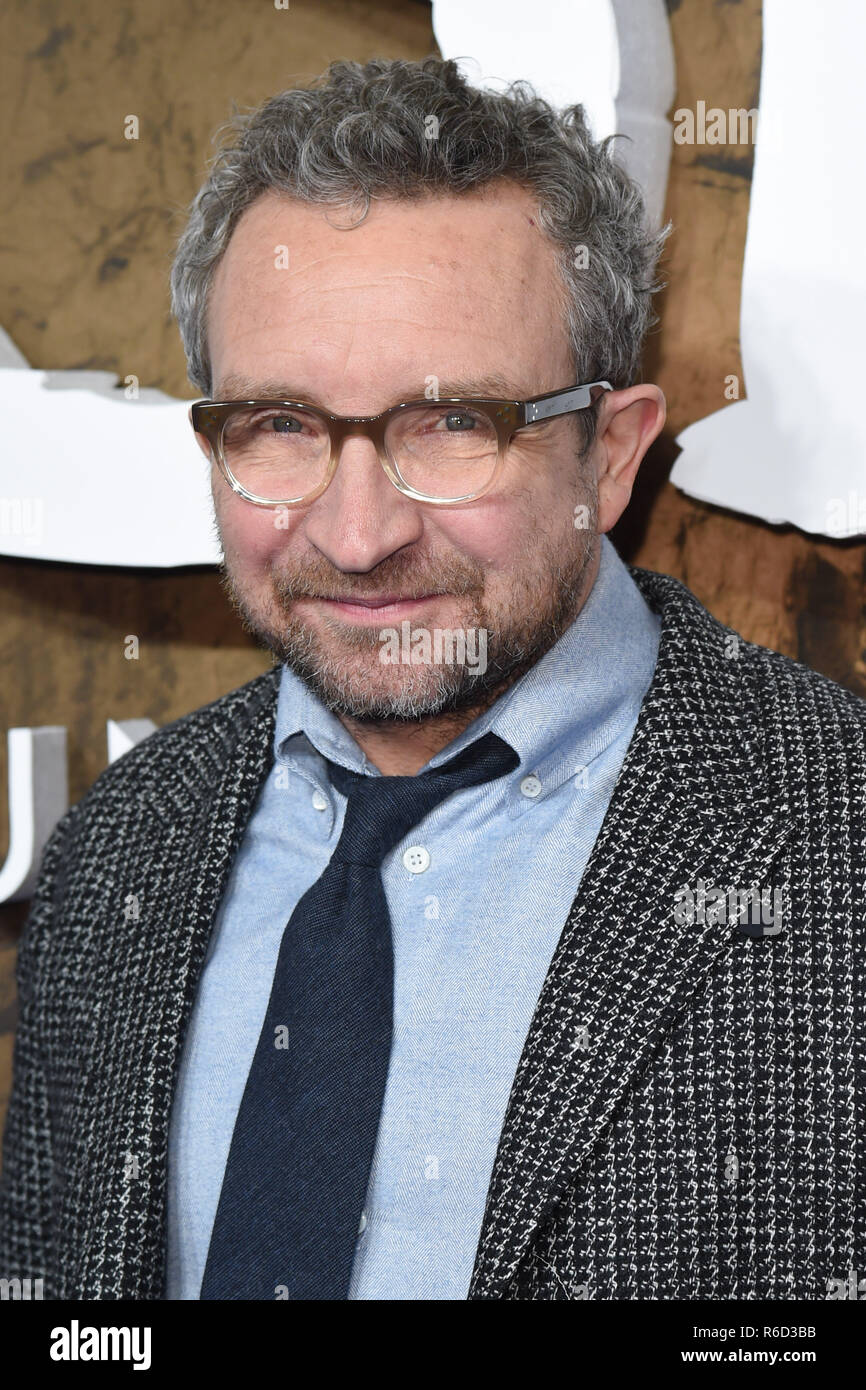 Londra, Regno Unito. 04 Dic, 2018. Londra, Regno Unito. Dicembre 04, 2018: Eddie Marsan presso l'Mowgli: la leggenda della giungla' premiere al Curzon Mayfair, Londra. Immagine: Steve Vas/Featureflash Credito: Paul Smith/Alamy Live News Foto Stock
