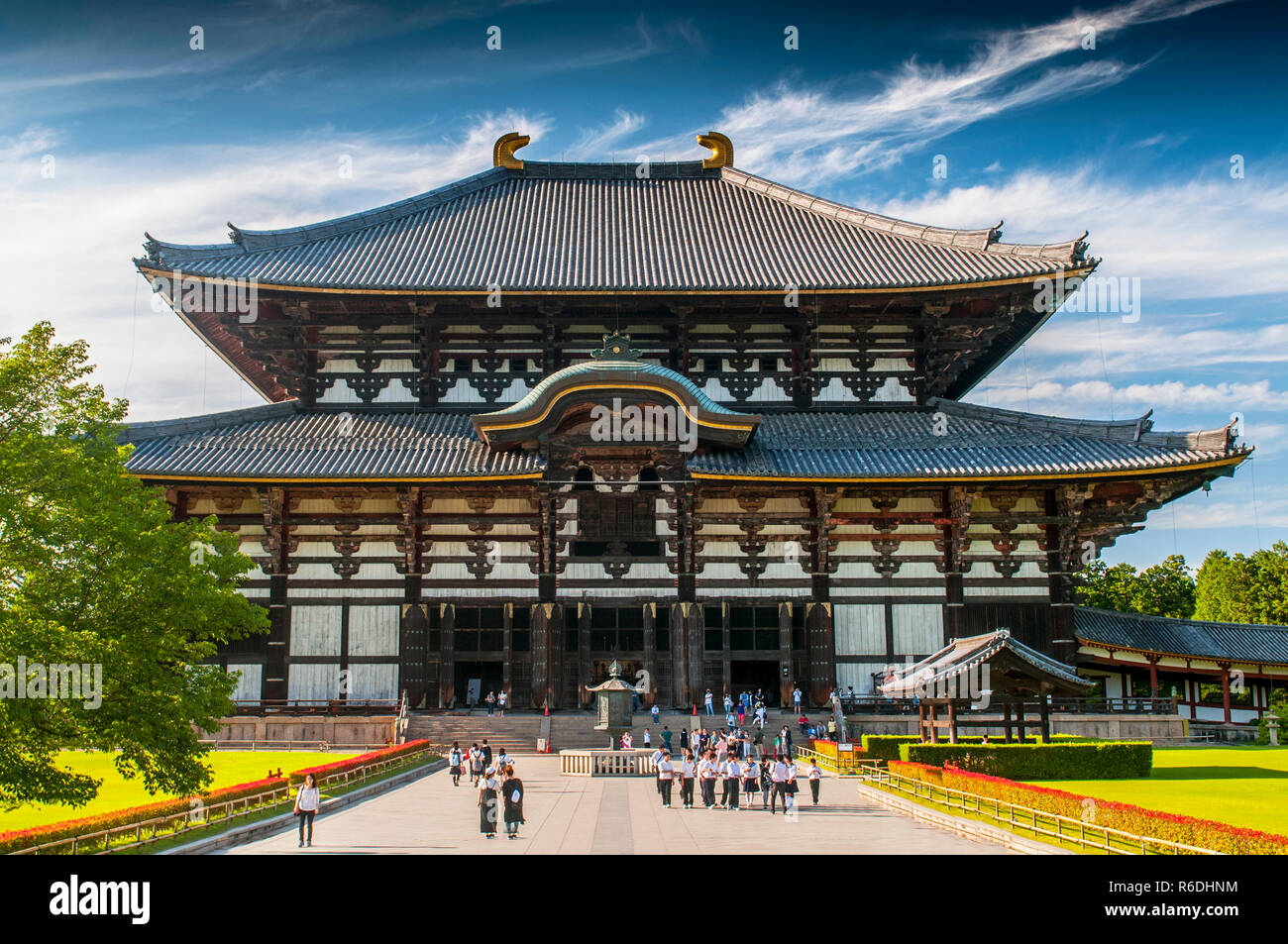 Il Tempio Todaiji è un tempio buddista complessa, che una volta era uno dei potenti sette grandi templi, situato nella città di Nara, Giappone Foto Stock