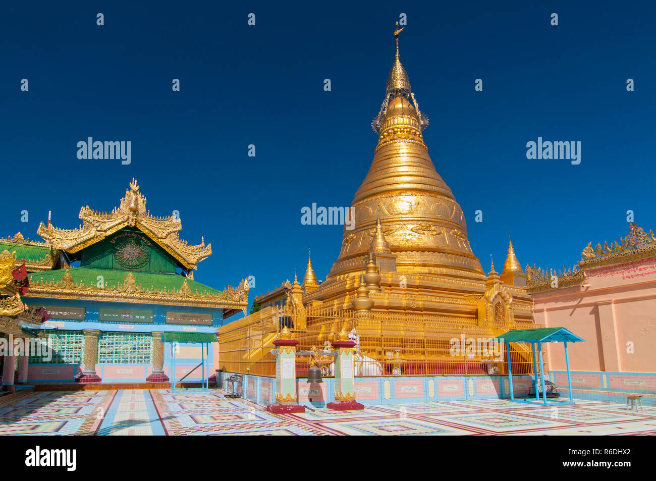 Presto Oo Ponya Shin Pagoda , Sagaing, Mandalay , Myanmarthe Pagoda si trova sulla cima della collina di Sagaing Foto Stock