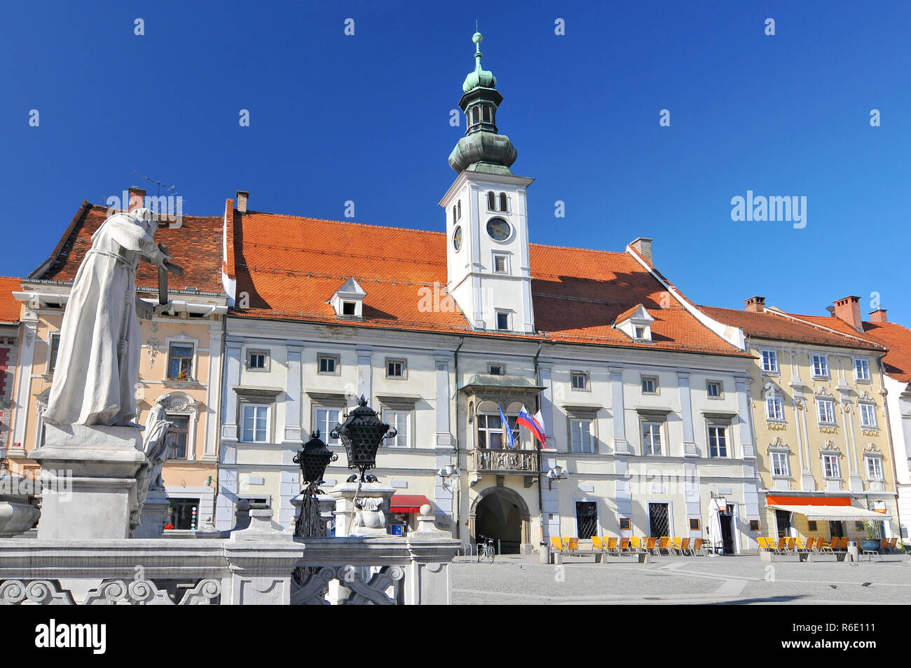 Maribor Municipio è il Municipio della Città di Maribor situato sulla piazza principale della città, Slovenia Foto Stock