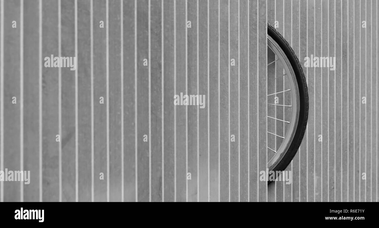 Il ciclista moderno parcheggia la sua bici come questo Foto Stock