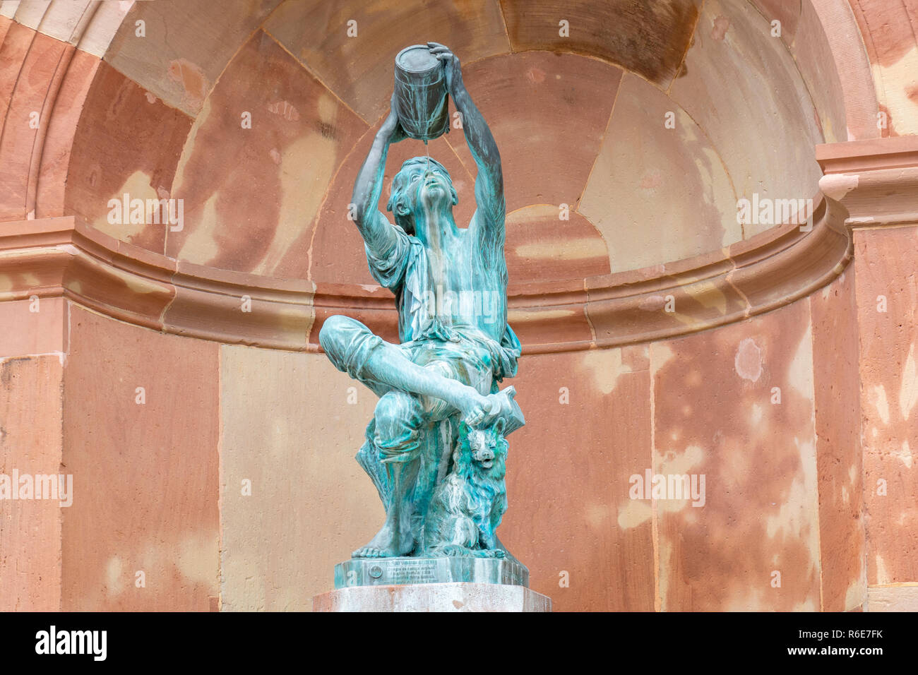 Bartholdis Petit Vigneron Fontana a Colmar, Francia Foto Stock