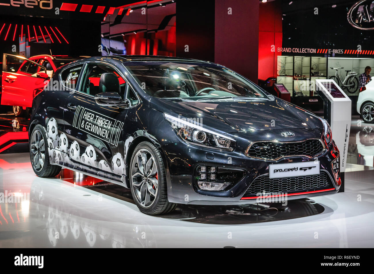 Francoforte - Settembre 2015: Kia pro ceed GT ha presentato a IAA International Motor Show il 20 settembre 2015 a Francoforte, Germania Foto Stock