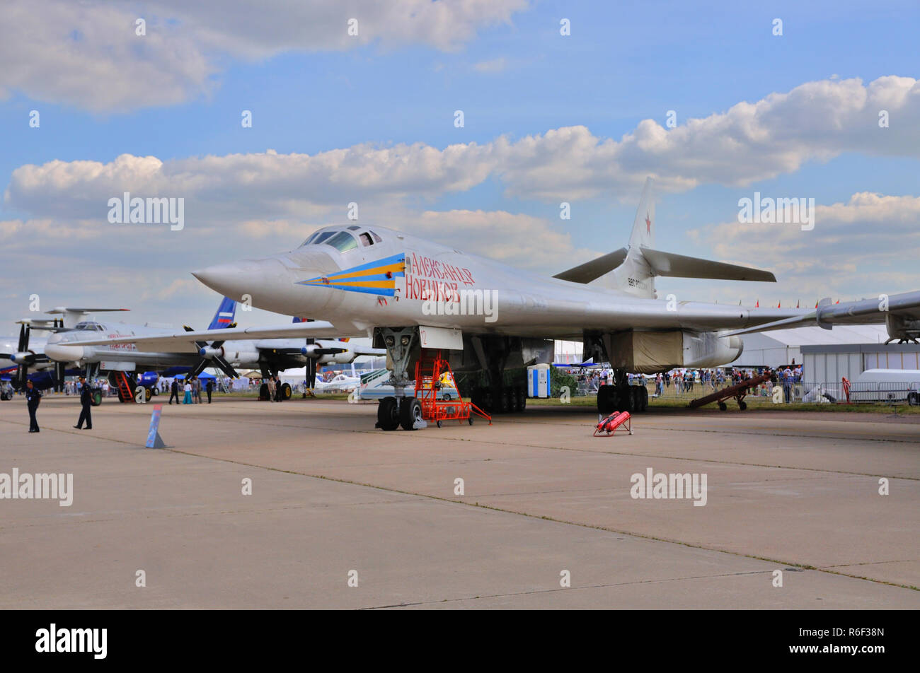 Mosca, Russia - Agosto 2015: pesanti bombardiere strategico Tu-160 Blackjack presentato alla XII MAKS-2015 aviazione internazionale e lo spazio mostra il 28 agosto Foto Stock