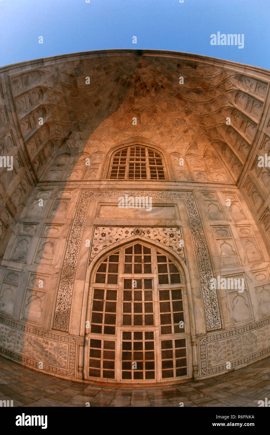 Taj Mahal, Agra, Uttar Pradesh, India Foto Stock