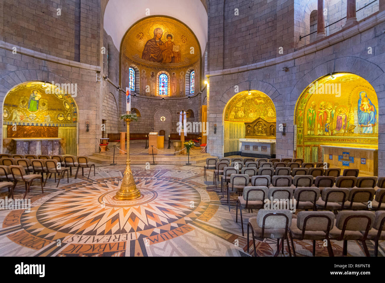 Interno della Dormition Abbey sul monte Sion in Gerusalemme, Israele Foto Stock
