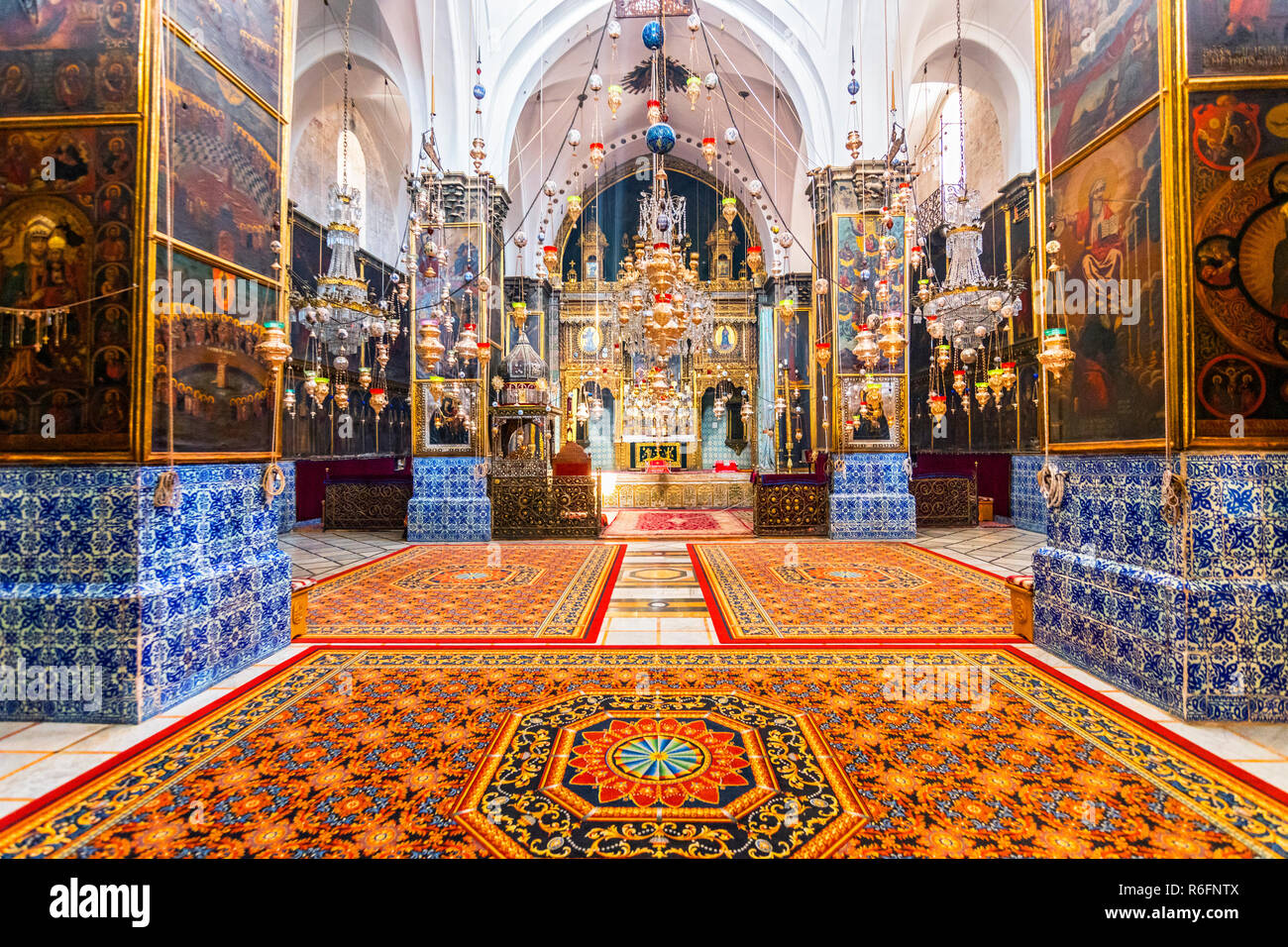 All'interno del popolo armeno la Cattedrale Ortodossa di San Giacomo nella città vecchia di Gerusalemme, Israele Foto Stock