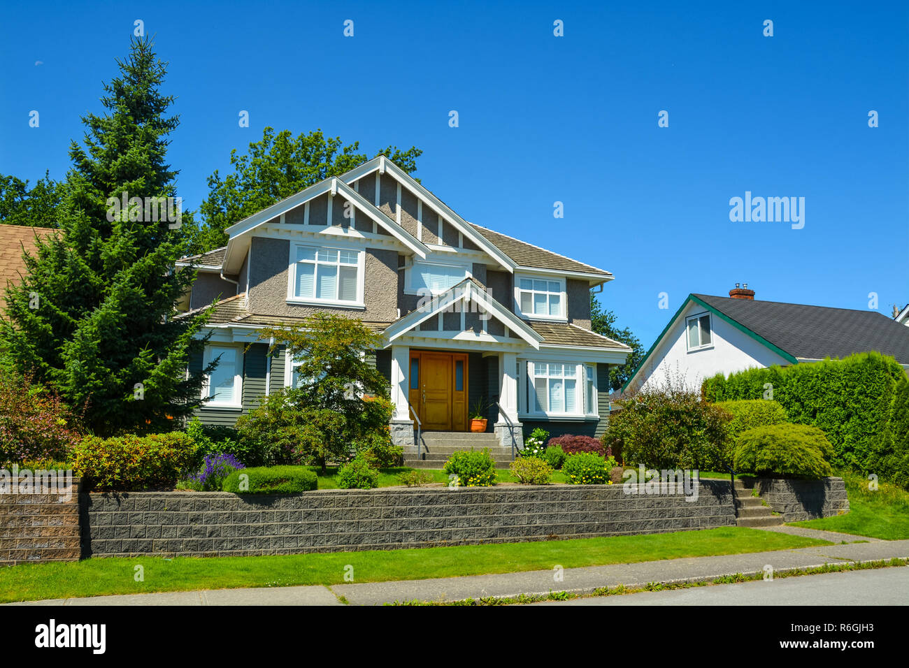 Casa di lusso in una giornata di sole in Canada Foto Stock