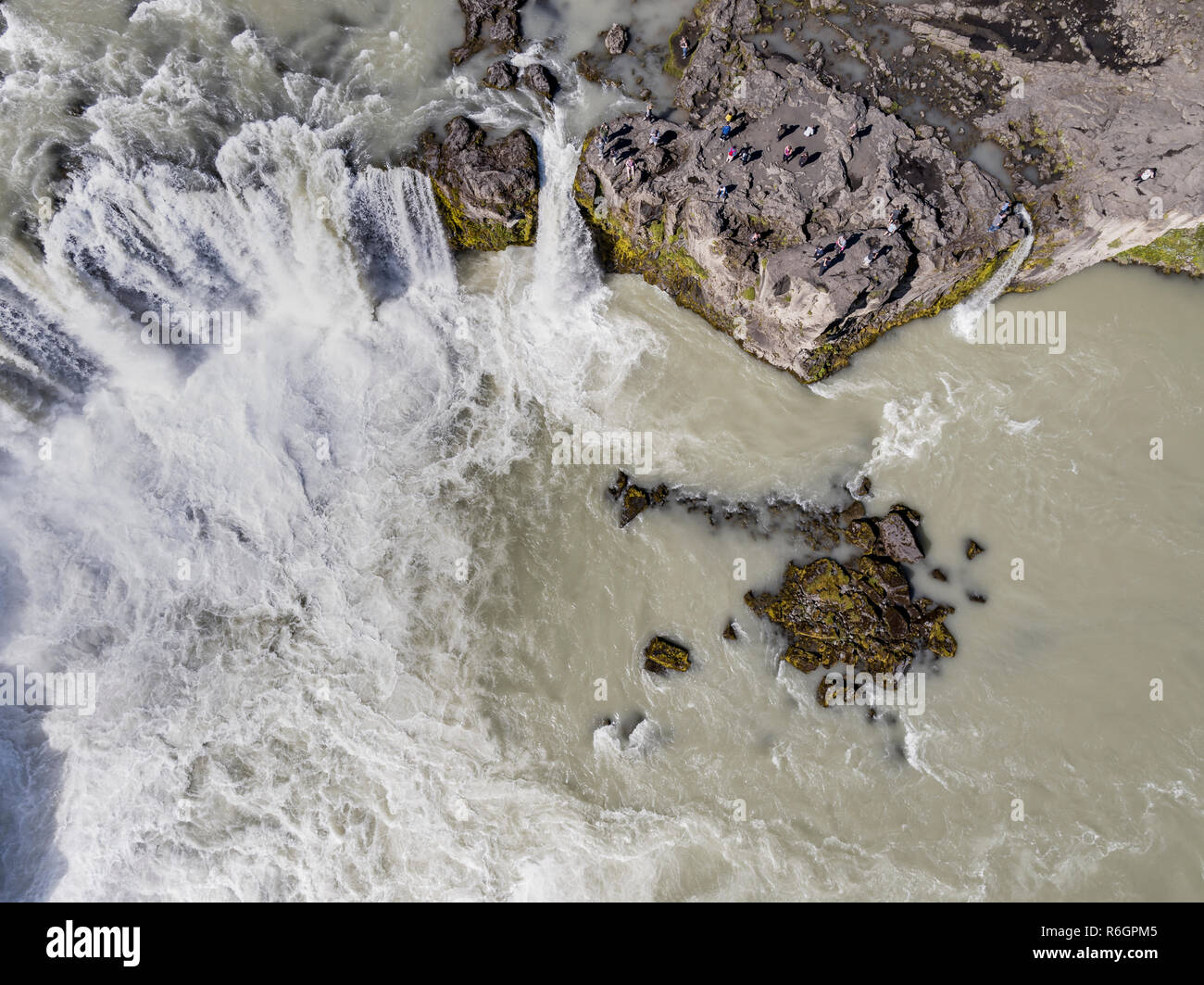 Antenna - cascate Godafoss, Islanda. Questa foto è stata scattata con un drone. Foto Stock