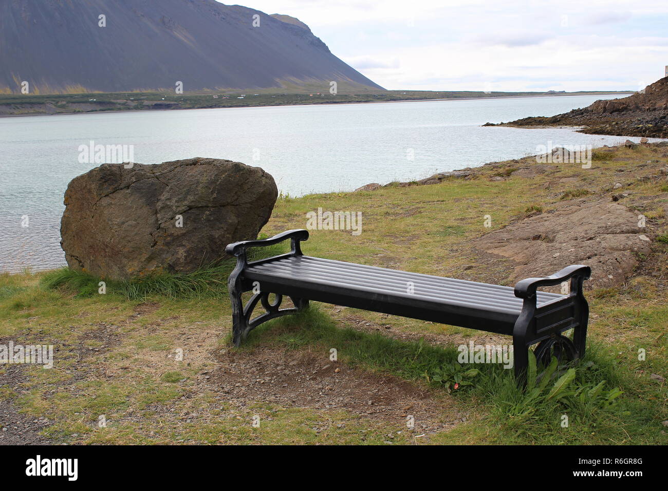 Un banco sul mare vicino alla città, Borgarnes Islanda, 23 agosto 2018. (CTK foto/Jitka Bojanovska) Foto Stock