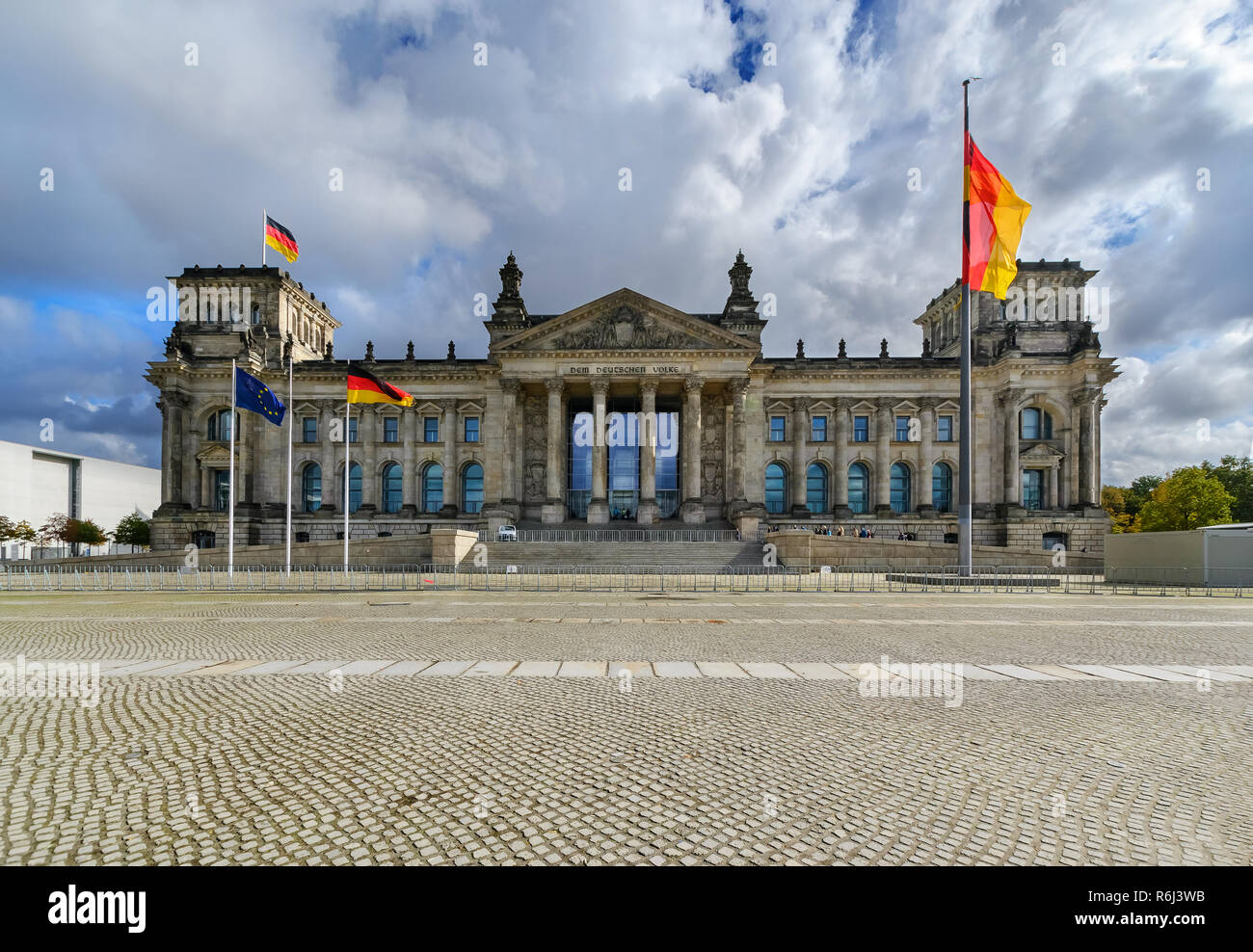 Famoso Edificio del Reichstag a Berlino, Germania, giorno foto. Foto Stock