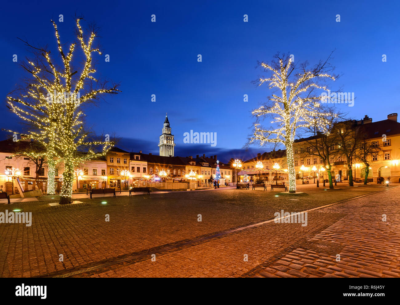 Inverno a Bielsko Biala in serata. La Polonia. Foto Stock