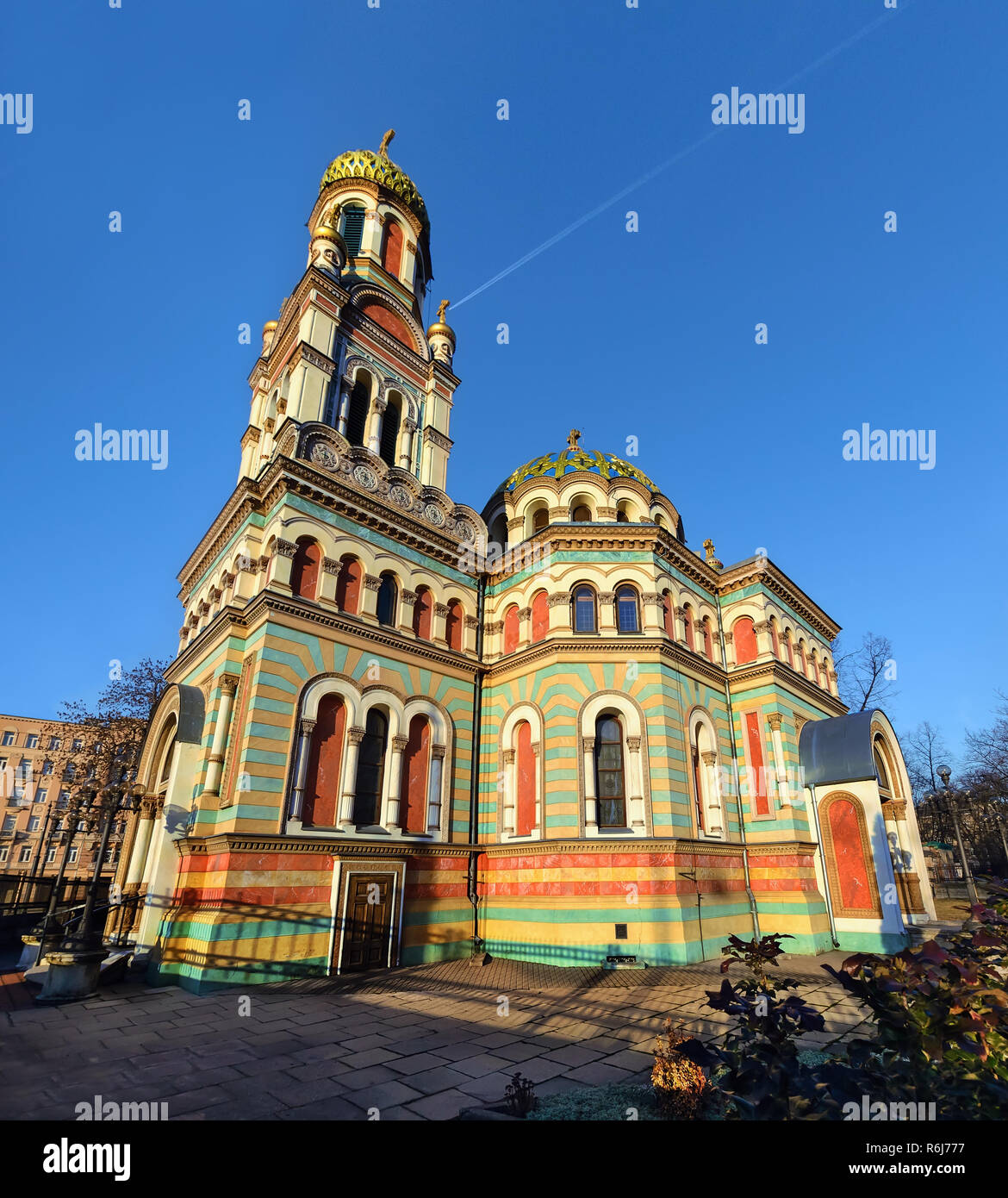 Gli ortodossi la Cattedrale Alexander Nevsky a Lodz, Polonia, a metà pomeriggio Foto Stock