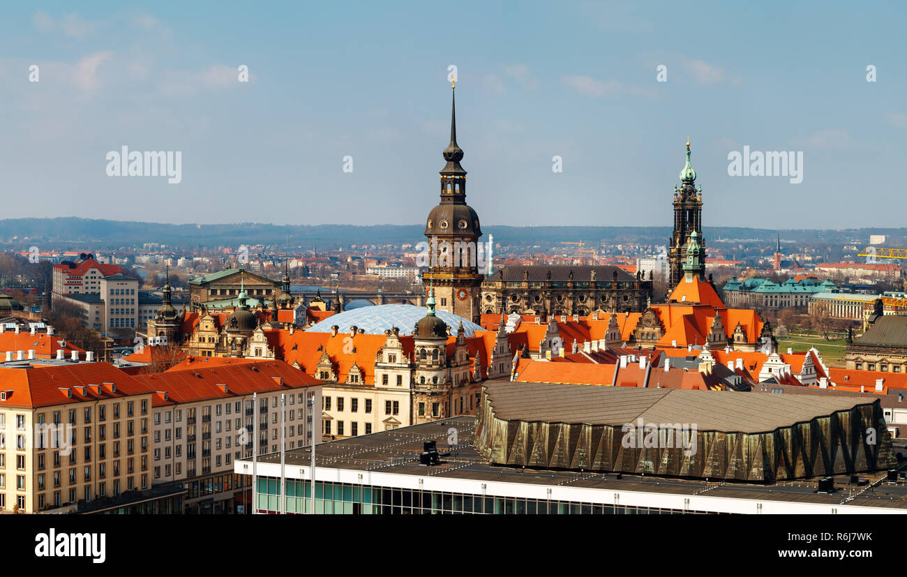 Vista dall'alto sulla città di Dresda, Germania. L'Europa. Giorno foto. Foto Stock