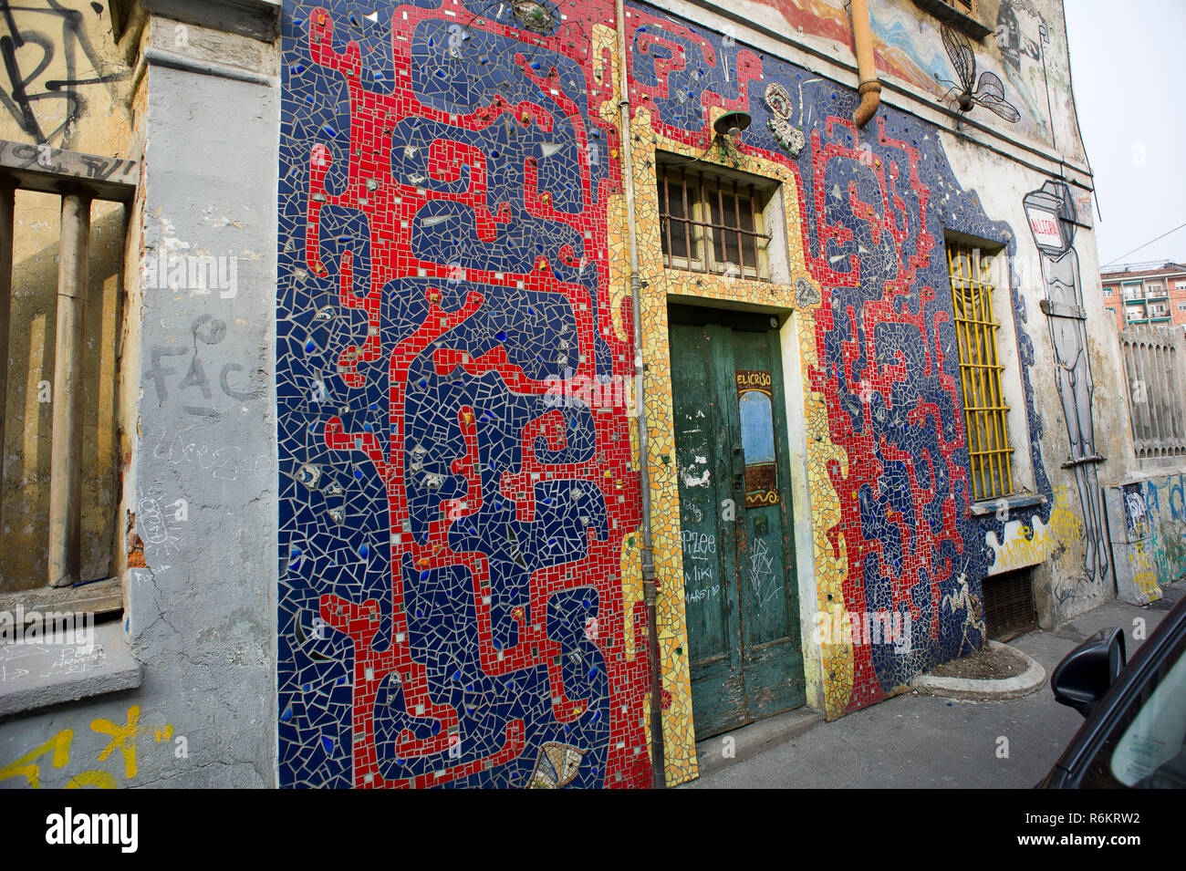 Europa Italia, Lombardia, Milano, Arte di strada sulle case di Milano. Foto Stock