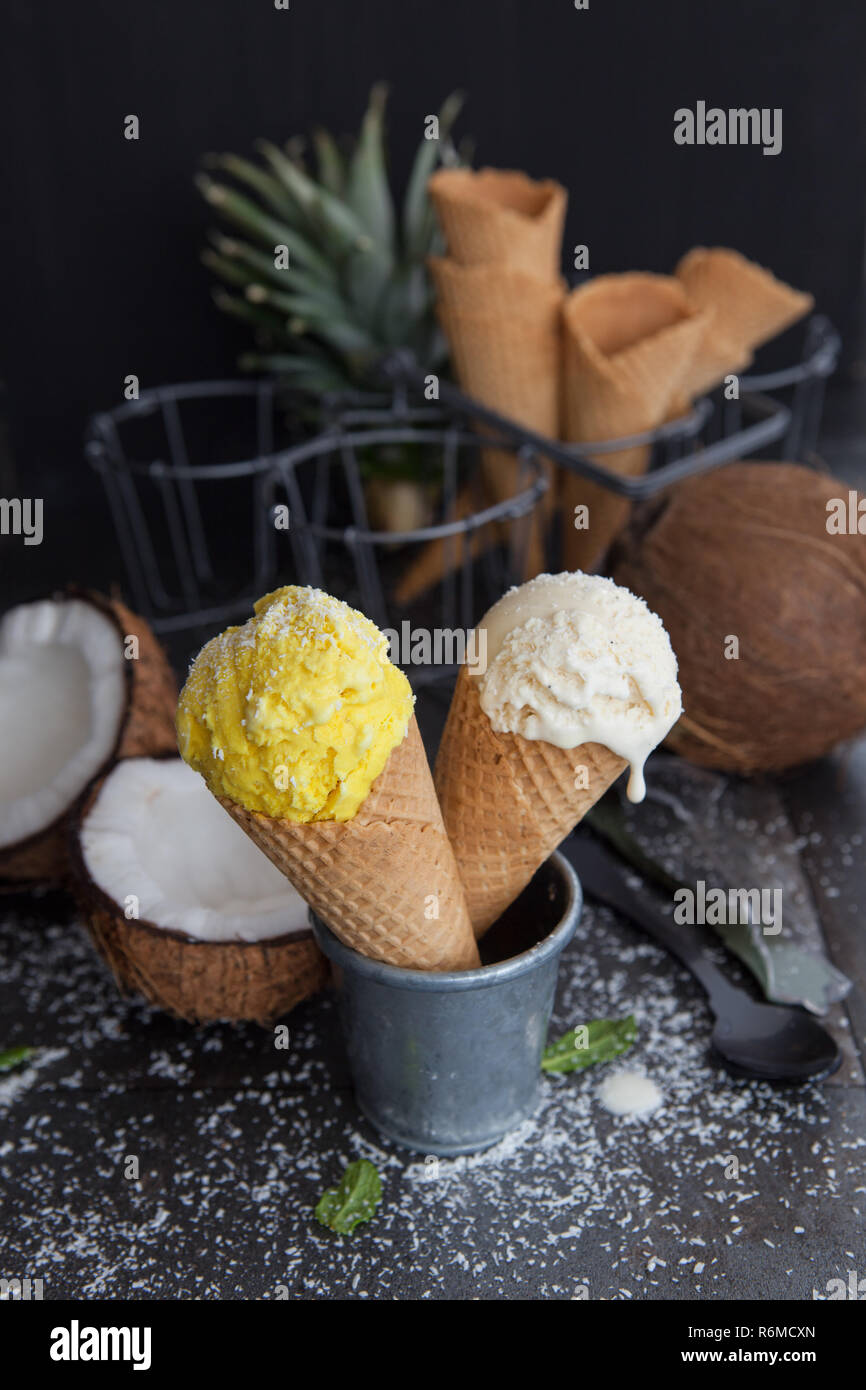Il gelato in cialda baguette Foto Stock