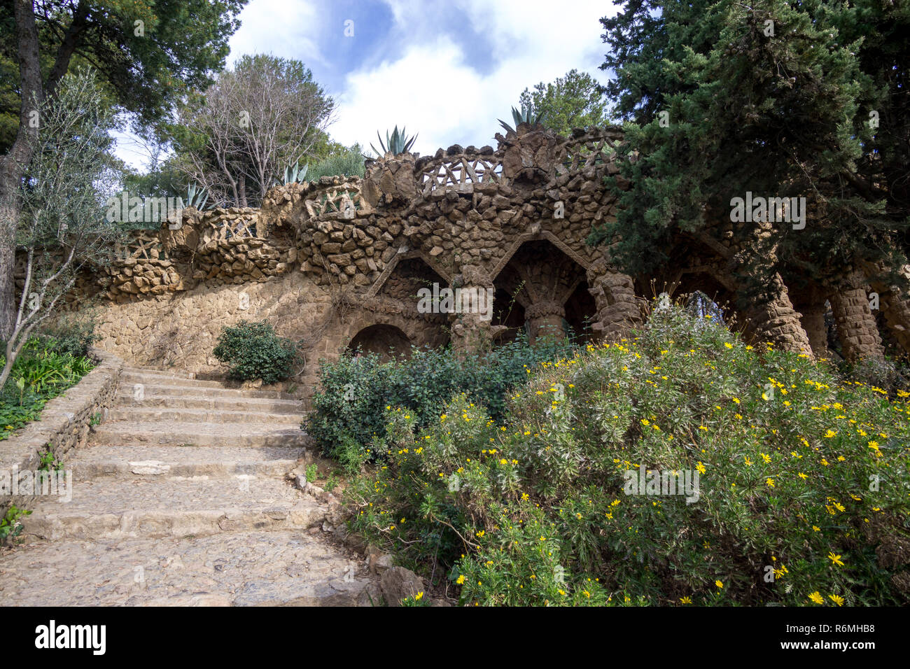 Parco Guell colonne e viadotti Foto Stock