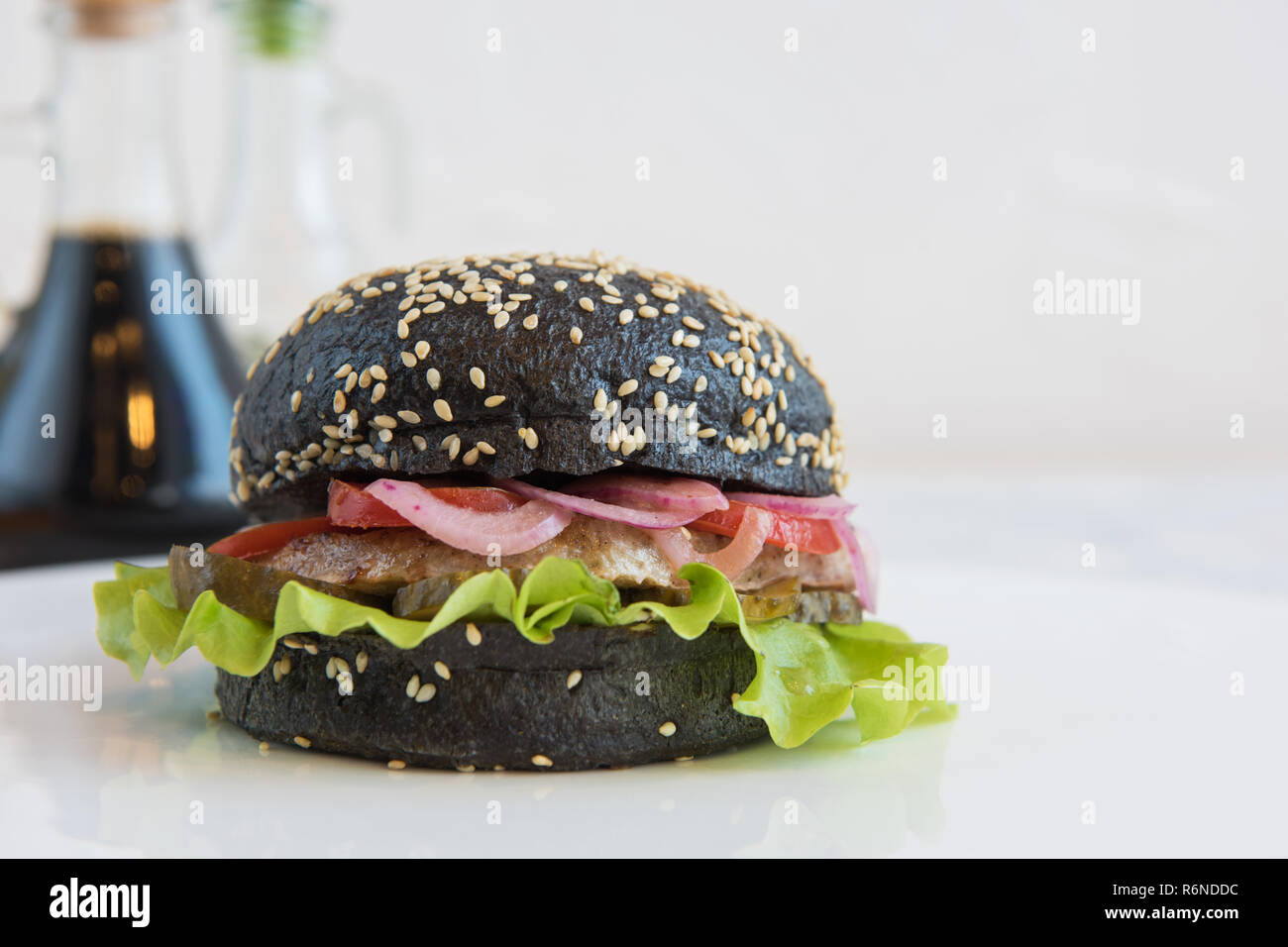 Grande Nero burger Foto Stock