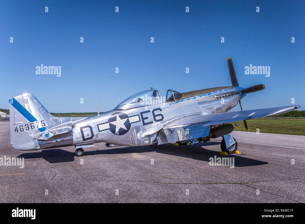 Un P Mustang in massa statica display in 2017 in Airshow Duluth, Minnesota, Stati Uniti d'America. Foto Stock