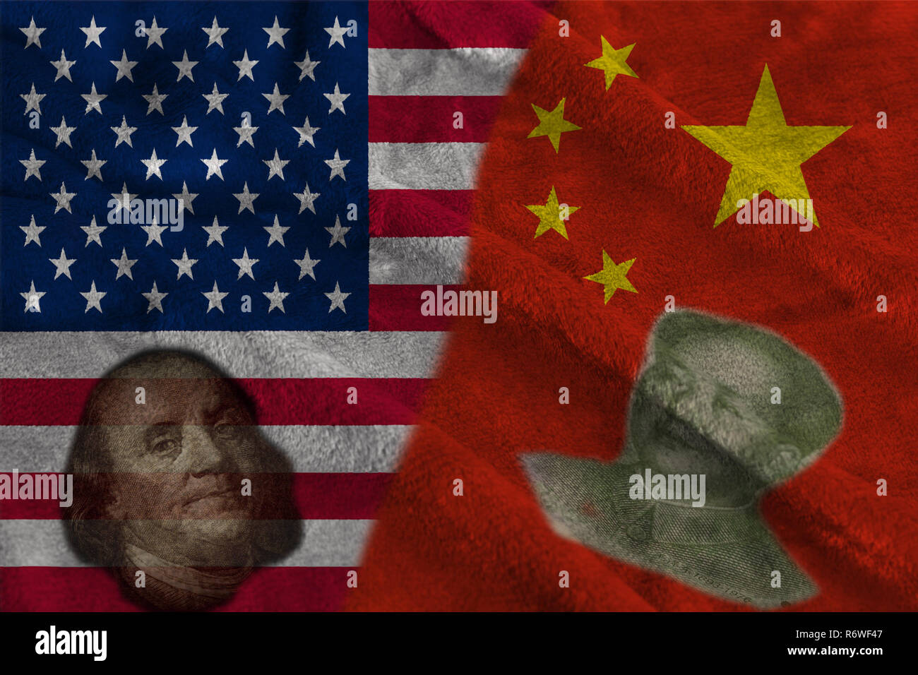 Cina e Stati Uniti due metà bandiere insieme con facce di Benjamin Franklin e Mao Zedong Foto Stock