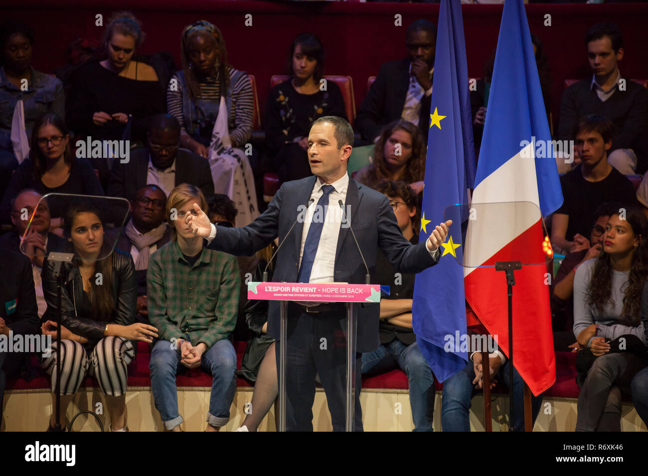 Parigi : Benoît Hamon a lancé sa campagne pour les élections européennes, à la Tête d'une "alleanza citoyenne' Foto Stock