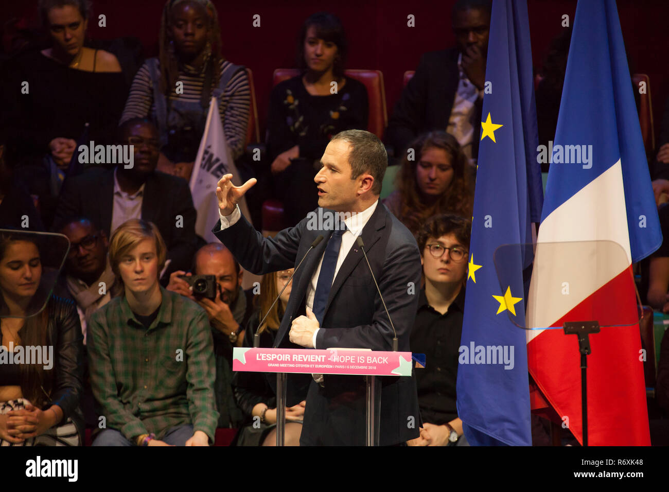 Parigi : Benoît Hamon a lancé sa campagne pour les élections européennes, à la Tête d'une "alleanza citoyenne' Foto Stock