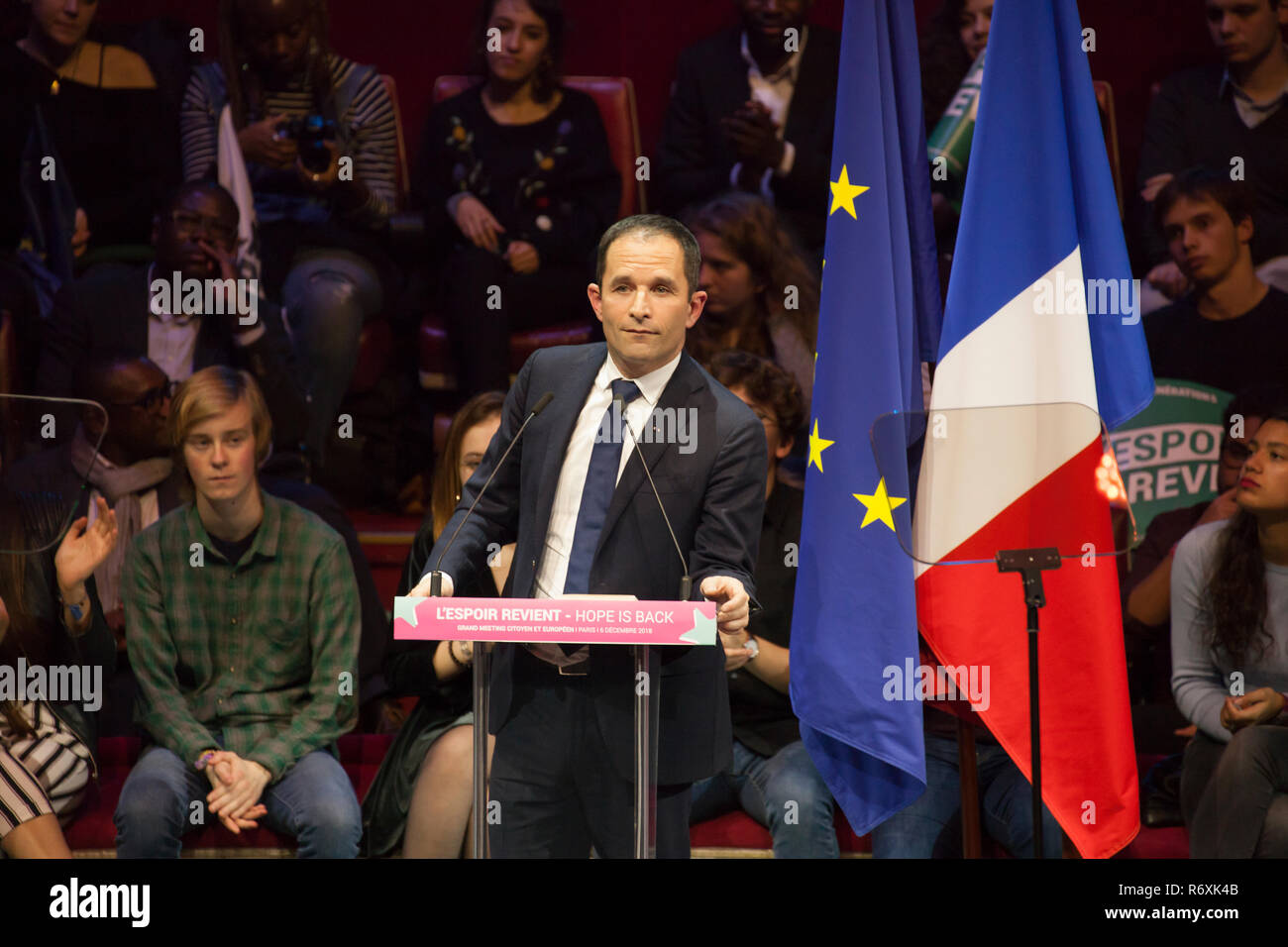 Parigi : Benoît Hamon a lancé sa campagne pour les élections européennes, à la Tête d'une "alleanza citoyenne' Foto Stock
