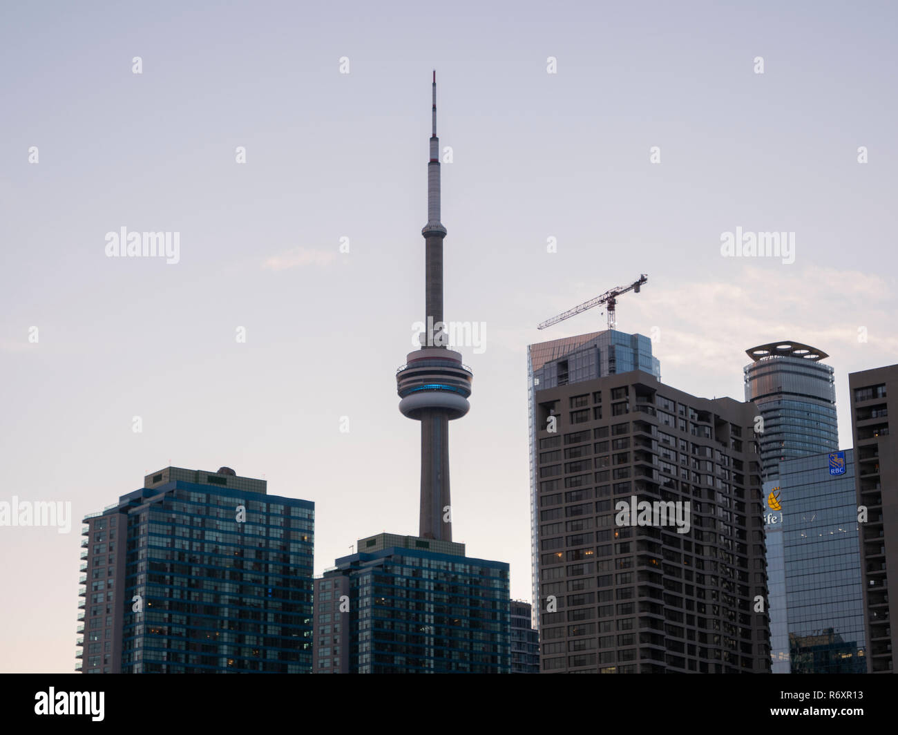 La CN Tower e altri edifici alti Foto Stock