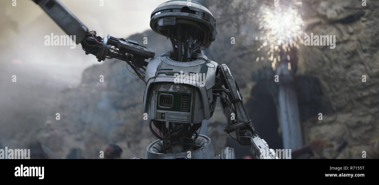 Data di rilascio: maggio 25, 2018 Titolo: solista: una Star Wars Storia STUDIO: Lucasfilm Regia: Ron Howard trama: durante un'avventura nel sottobosco criminale, Han Solo incontra i suoi futuri co-pilota Chewbecca e incontra Lando Calrissian anni prima di unirsi alla ribellione. STARRING: Alden Ehrenreich, Woody Harrelson, Emilia Clarke. (Credito Immagine: © Lucasfilm/Entertainment Immagini) Foto Stock