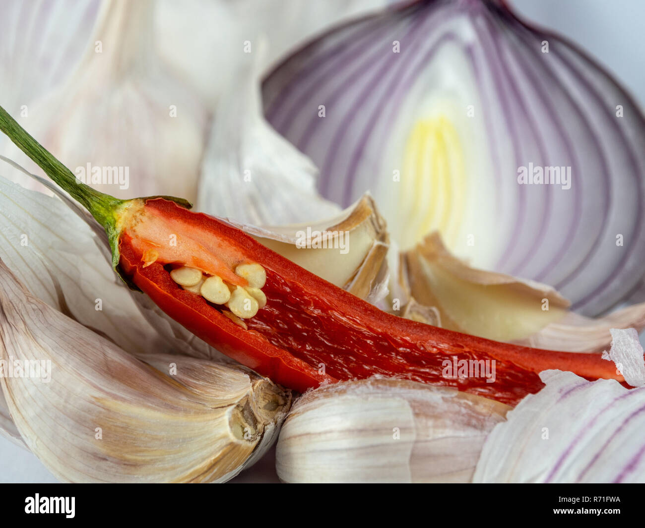 I chiodi di garofano di aglio e peperoncino. Foto Stock