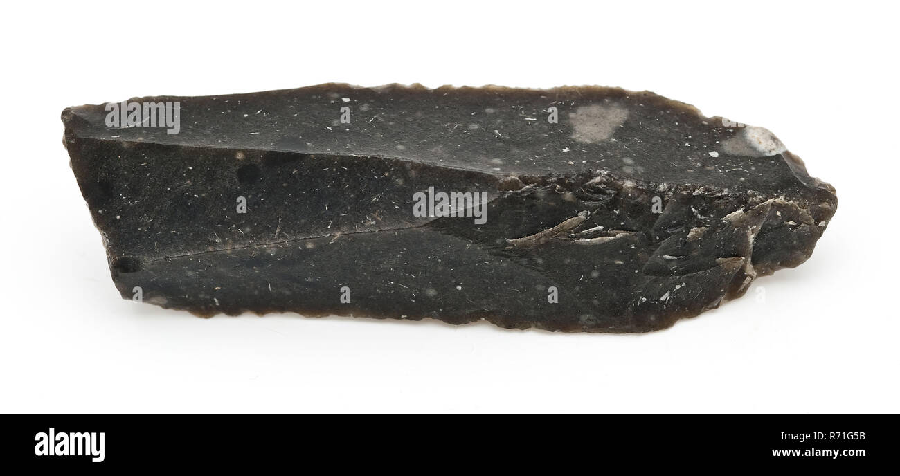 Frammento di lama di selce, coltello a lama utensile di taglio di terreno trovare selce, battuto in tarda età della pietra archeologia cultura Maglemose Rotterdam Maasvlakte preistoria stone ora tarda età della pietra tagliata scoperta del suolo Maasvlakte Maglemose cultura. Foto Stock