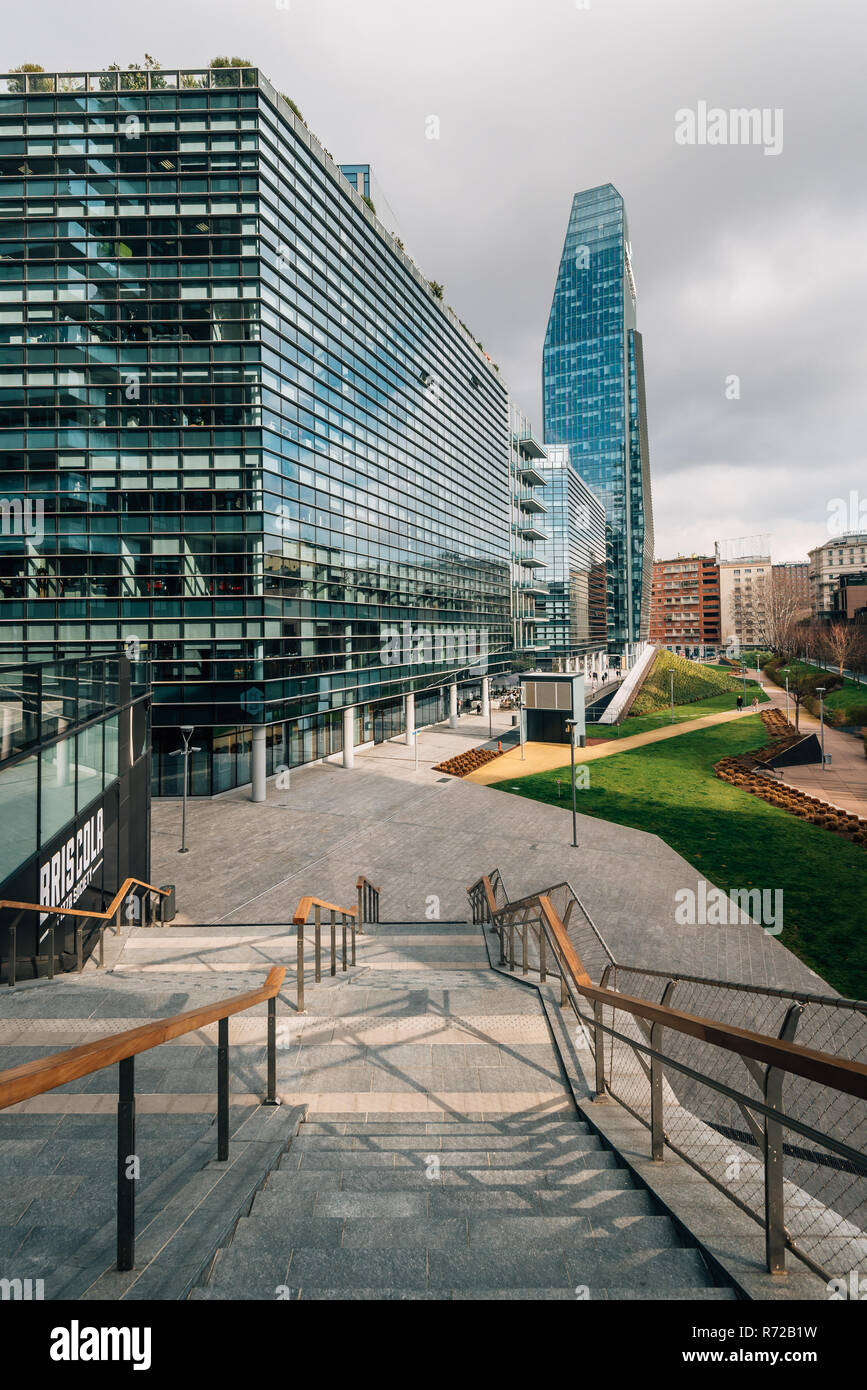 Moderni edifici lungo la Promenade Varesine, in Milano, Italia Foto Stock