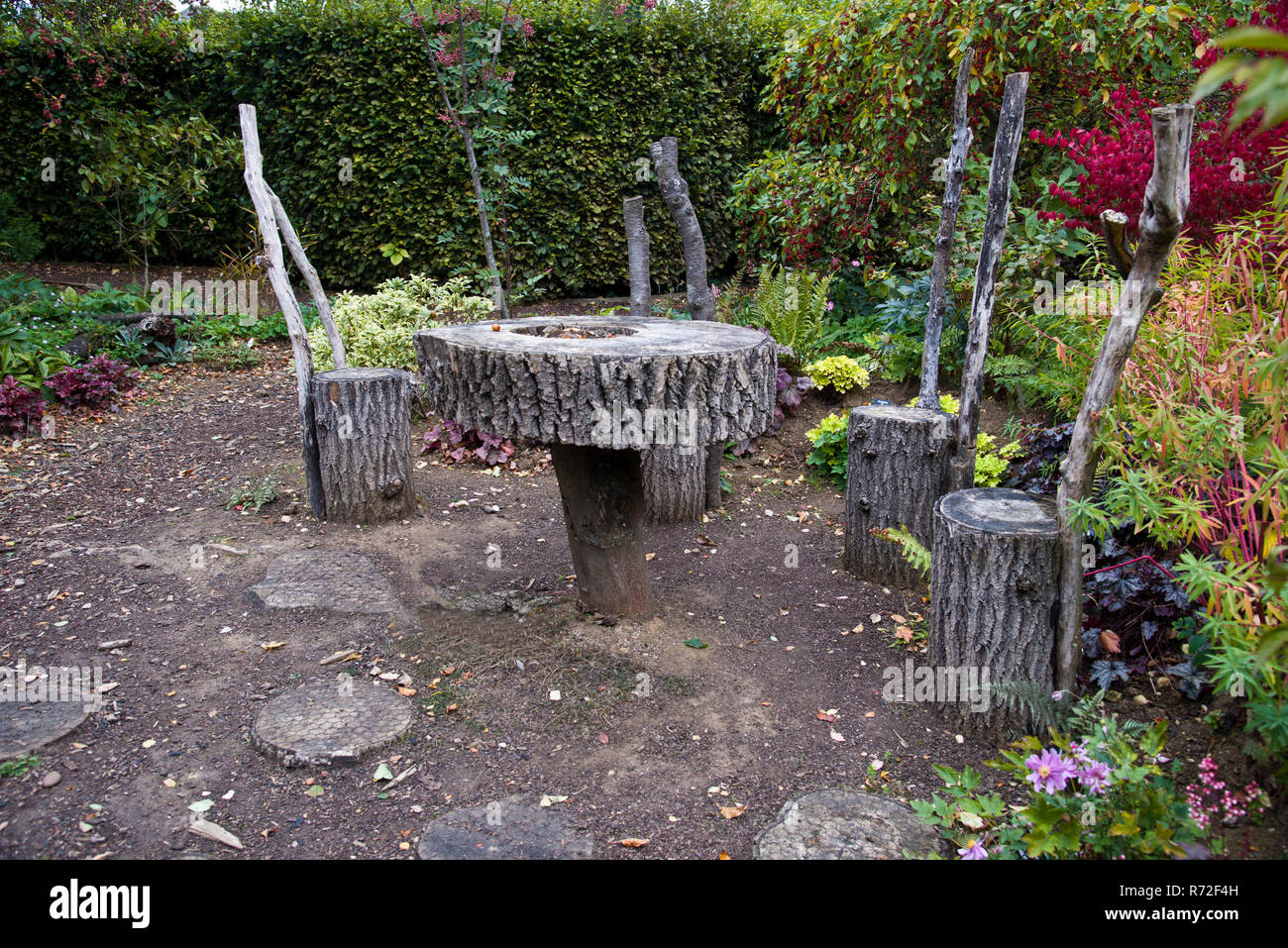 Rustico area salotto all'aperto Foto Stock