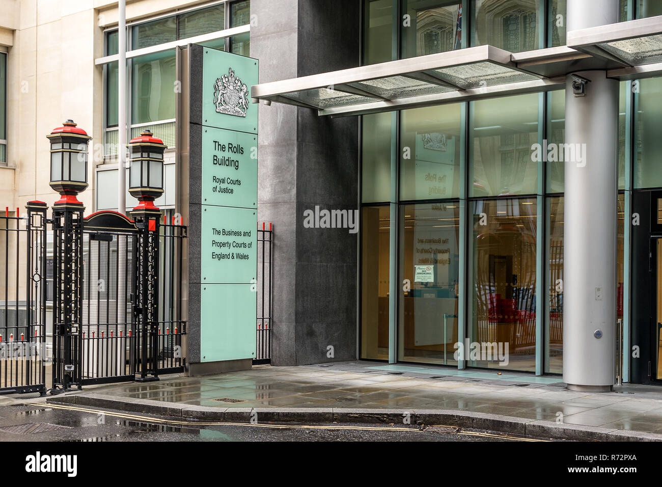 I rotoli Building a Londra Foto Stock