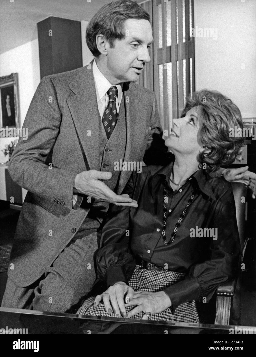 Ein Mann für alle Fälle, Fernsehserie, Deutuschland 1979, Darsteller: Harald Juhnke, Johanna von Koczian Foto Stock