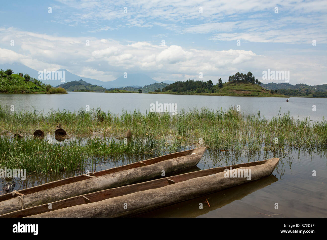 Canoe Mokoro nel lago mutanda, Uganda Foto Stock