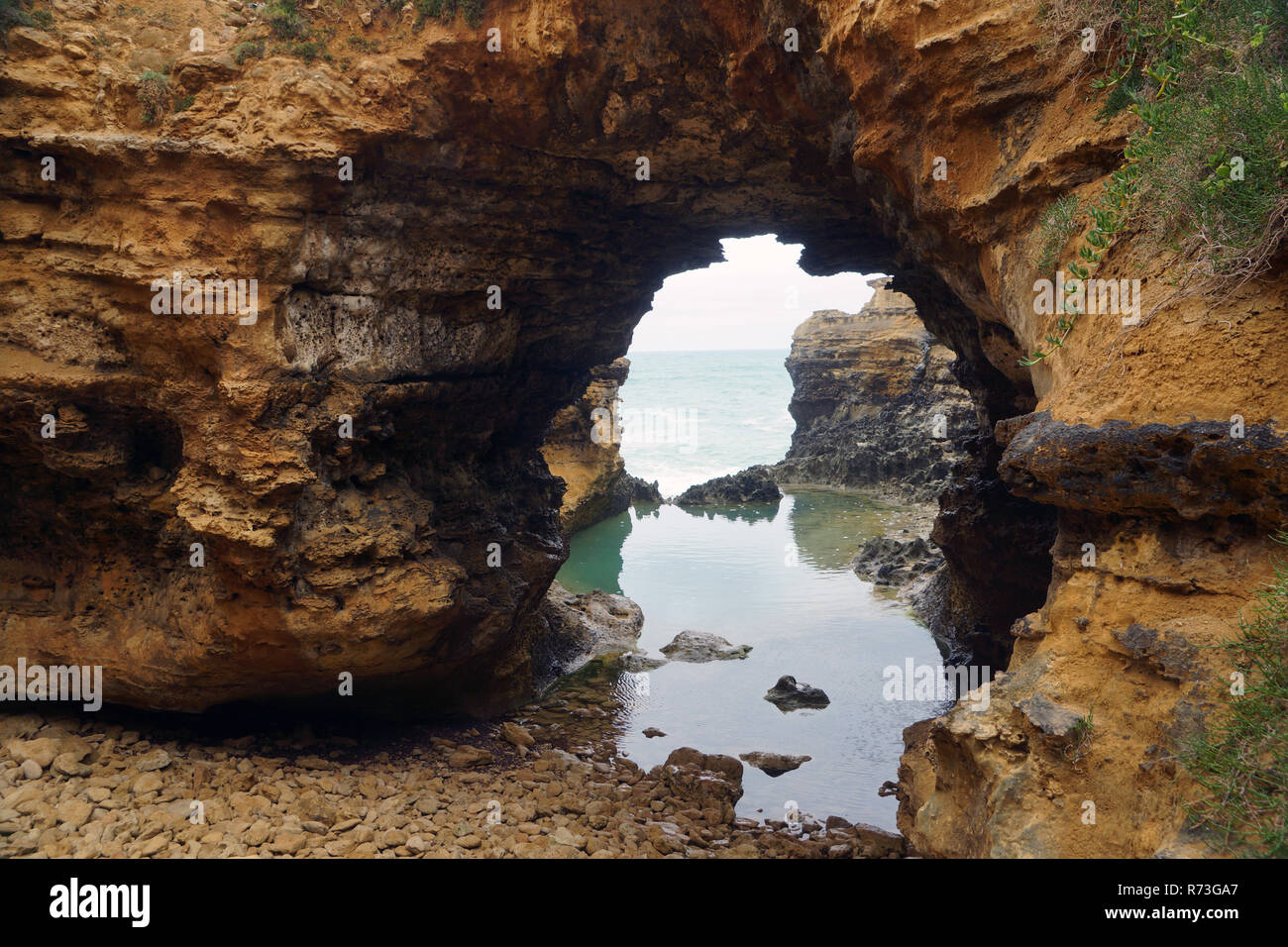 La grotta, una formazione di roccia lungo Australia Great Ocean Road Foto Stock