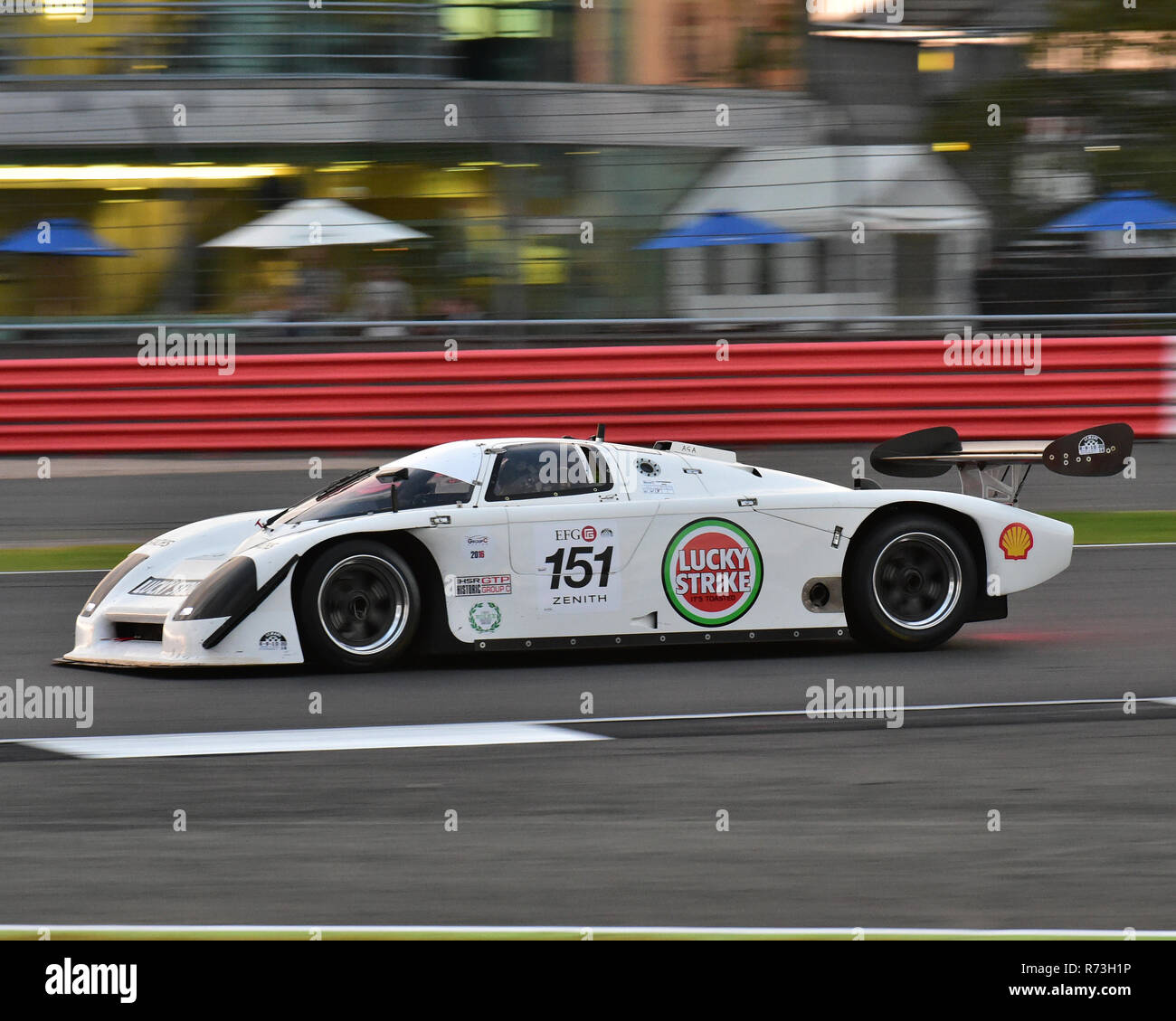 Mike Wrigley, Argo JM19C, Gruppo C, Silverstone Classic 2016, luglio 2016, corse verso il tramonto, 60's automobili, Chris McEvoy, cjm-fotografia, Classic Raci Foto Stock