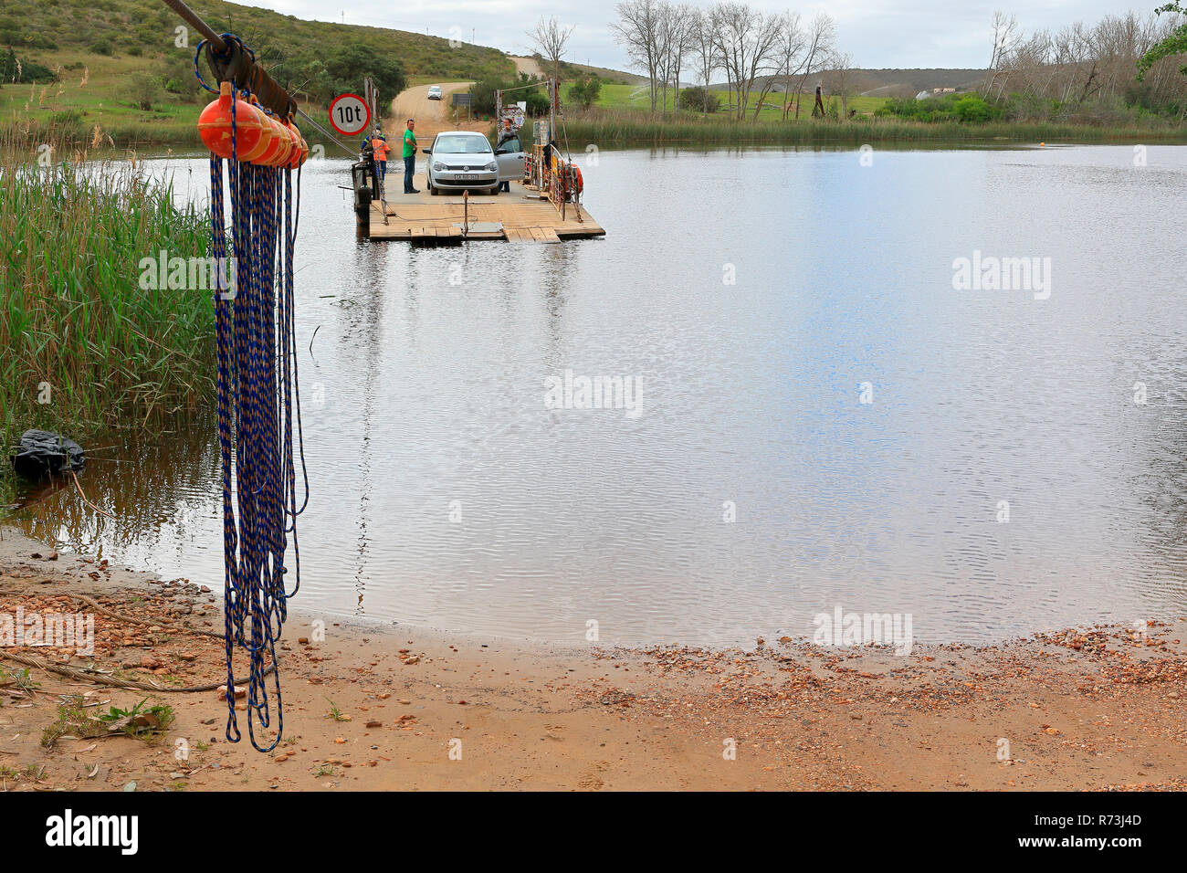 Pontone, traghetto, auto, Distretto di Overberg, Sud Africa e Africa Foto Stock