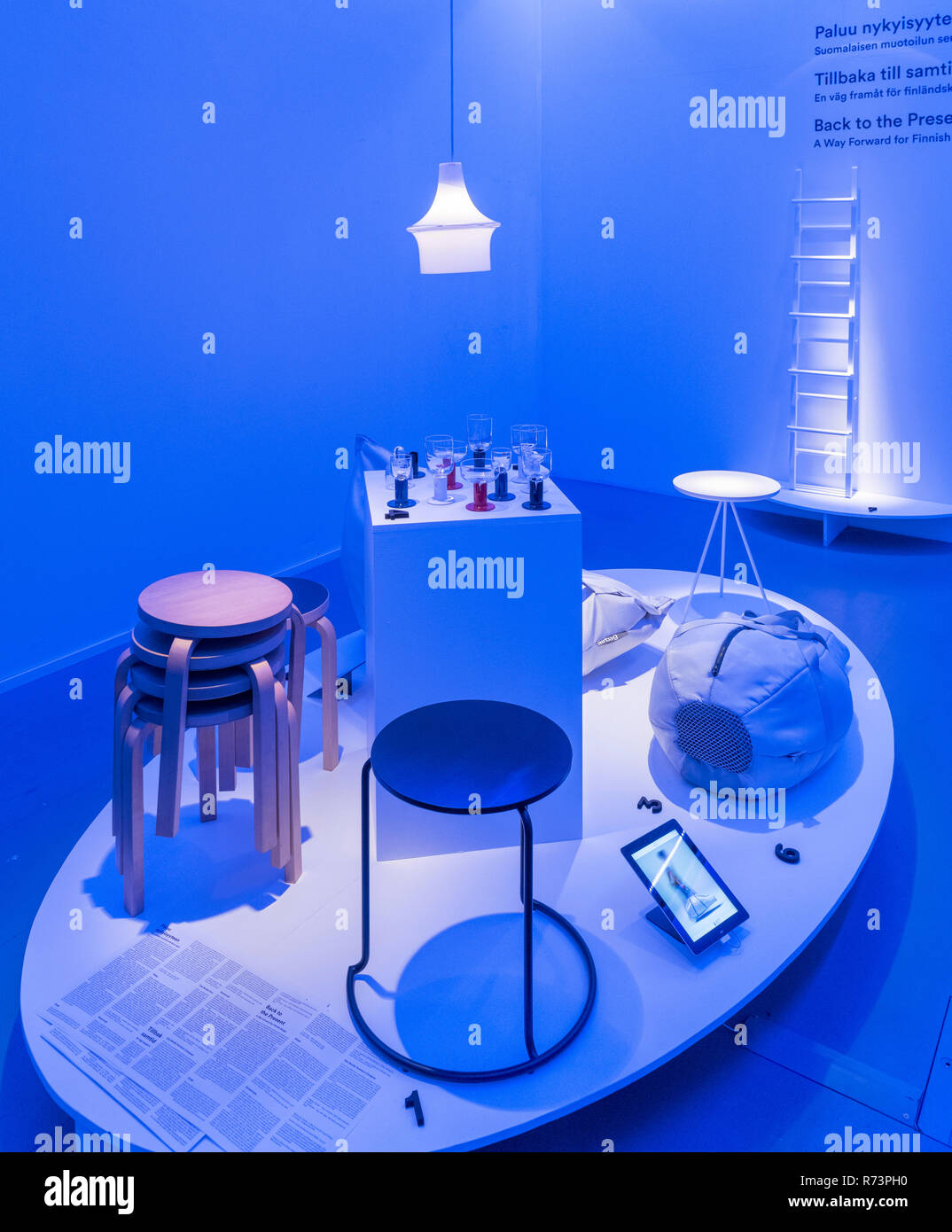 Interno del Museo del Design (Designmuseo), Helsinki, Finlandia Foto Stock
