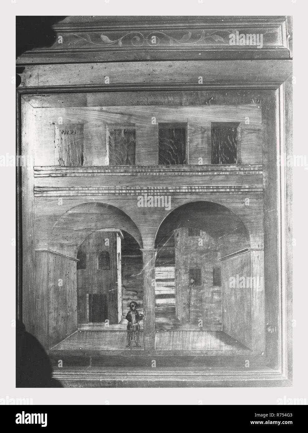 Umbria Perugia Spello S. Lorenzo, questa è la mia Italia, il paese italiano di storia visiva, S. Lorenzo 1120 sorge sul sito dell'ex S. Ercolano. Vista esterna del portale del XIII secolo e la facciata rimaneggiata nel 1540. Vedute interne concentrarsi sulla pittura e scultura XV e XVIII secoli intarsi in marmo fonte battesimale 1607 altare maggiore baldacchino una imitazione di quella di San Pietro, Roma intarsio di legno choirstalls armadio in legno e il petto nella sacrestia con il intarsiaed figurato di Mosè, Noè e Zaccaria pulpito in legno di bassorilievi con il Martirio di San Lorenzo affreschi th Foto Stock