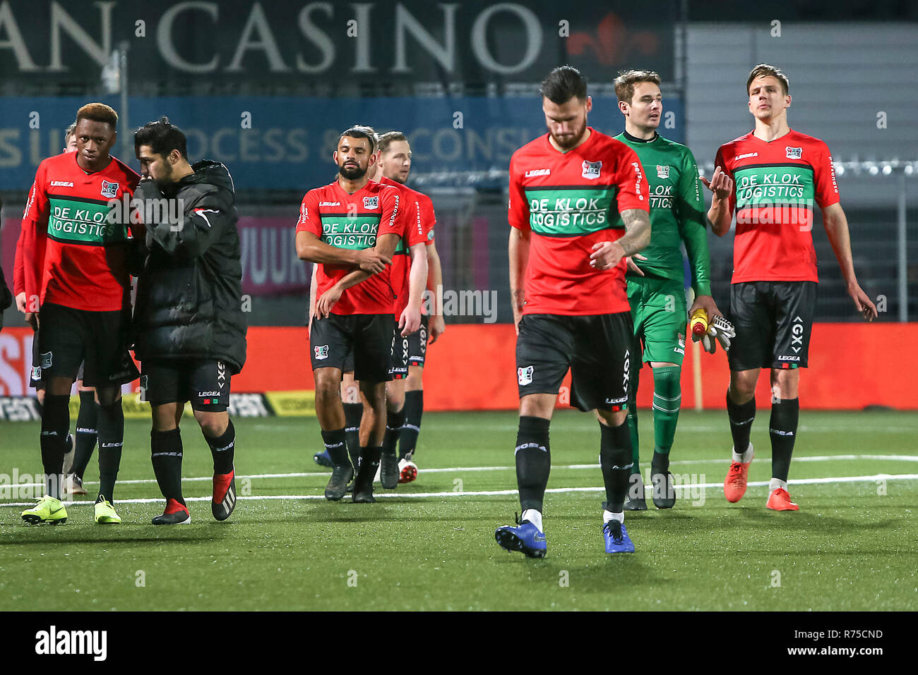 Utrecht, Paesi Bassi. Il 7 dicembre 2018.Stadion De Vliert Keuken Kampioen Divisie, NEC giocatori sconsolato dopo la partita persa (3-2) durante il match Den Bosch - NEC Credito: Pro scatti/Alamy Live News Foto Stock