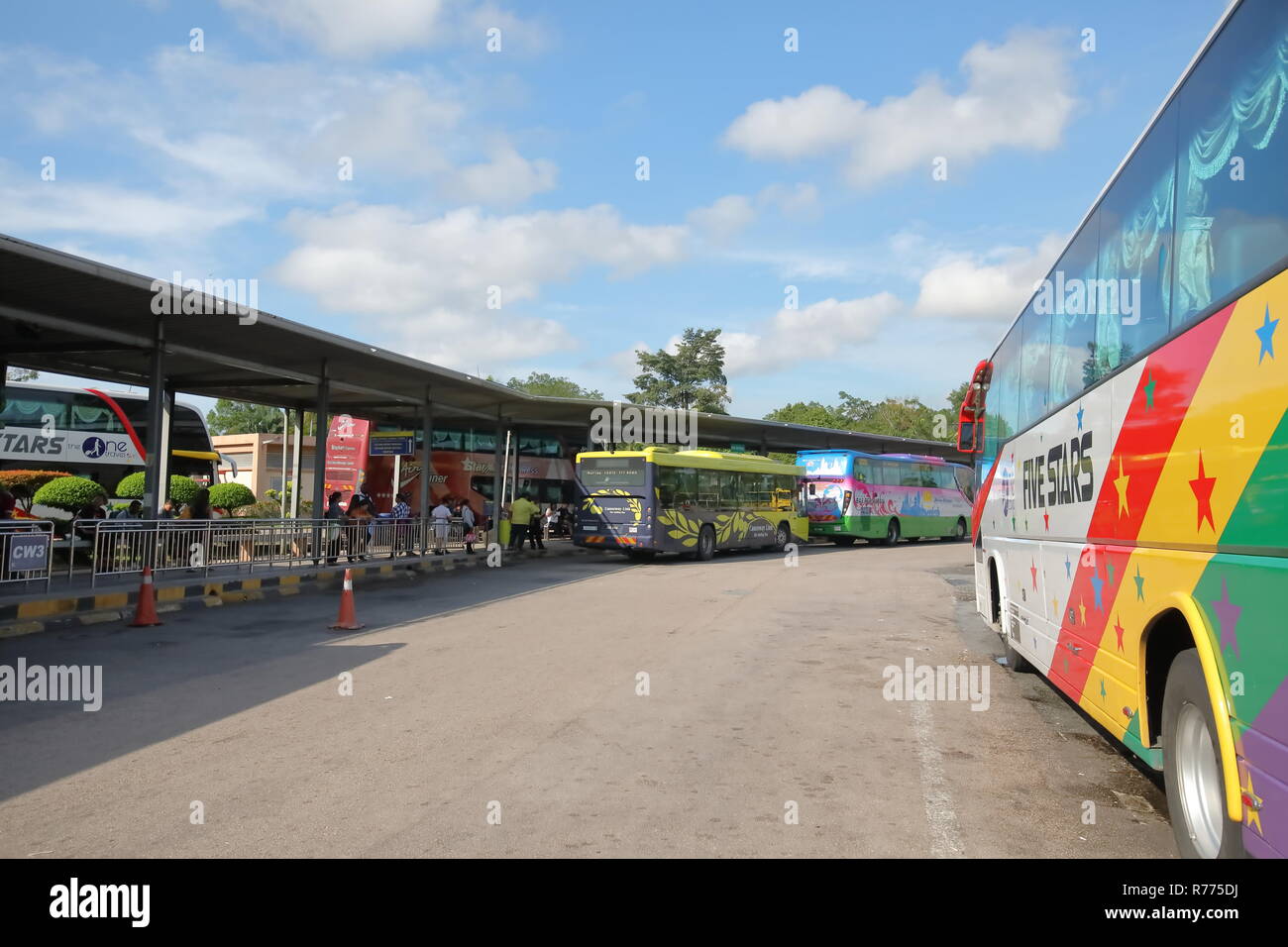 Viaggiare in autobus a Johor Bahru Singapore Causeway. Foto Stock