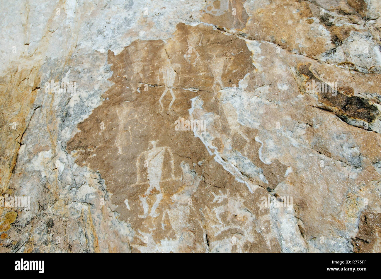 Le pitture rupestri, persone Sagan-Zaba o White Rock, Lago Baikal, Siberia, Russia Foto Stock