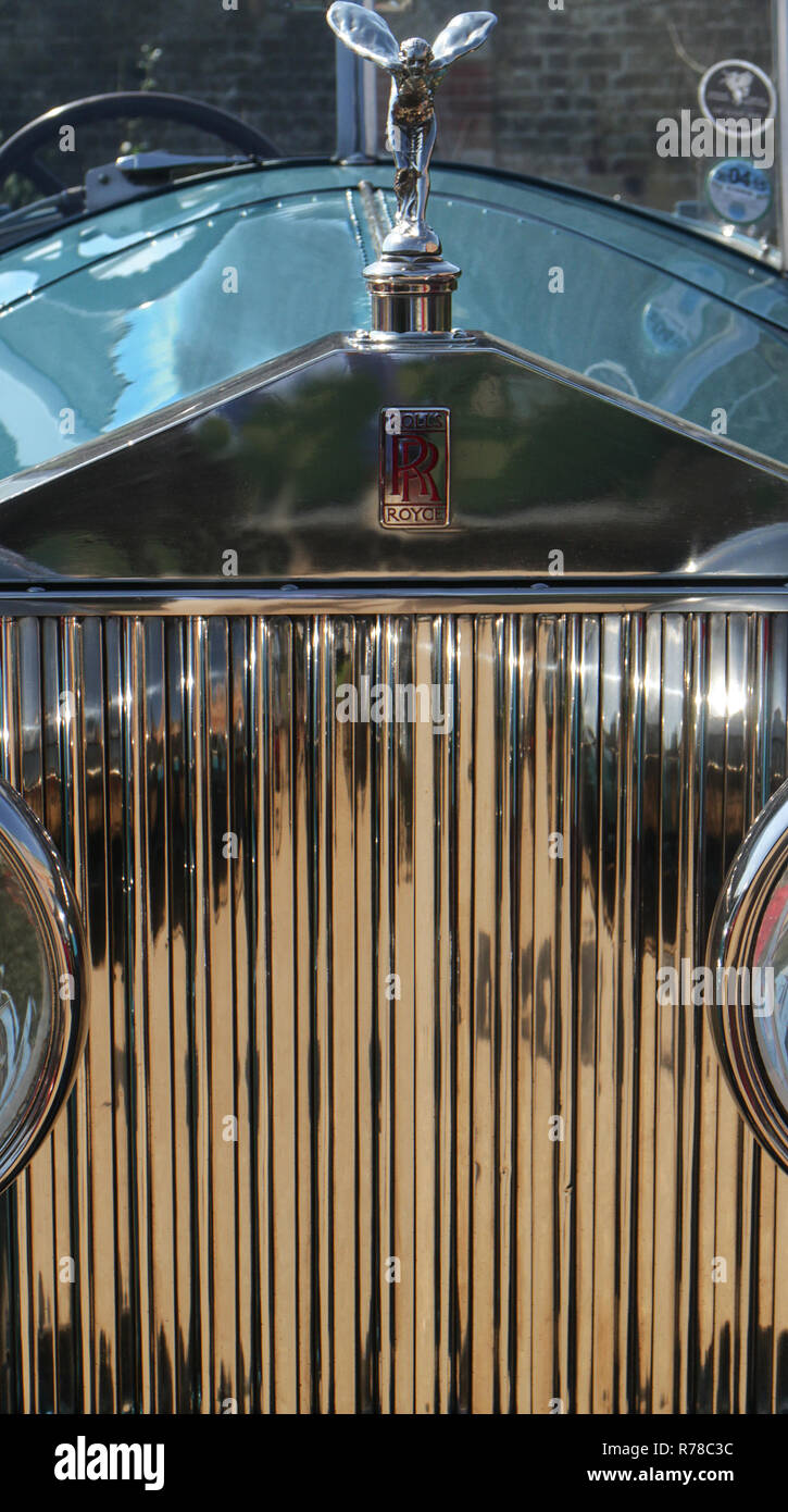 Rolls - Royce radiatore e "acquavite di ecstasy" mascotte Foto Stock