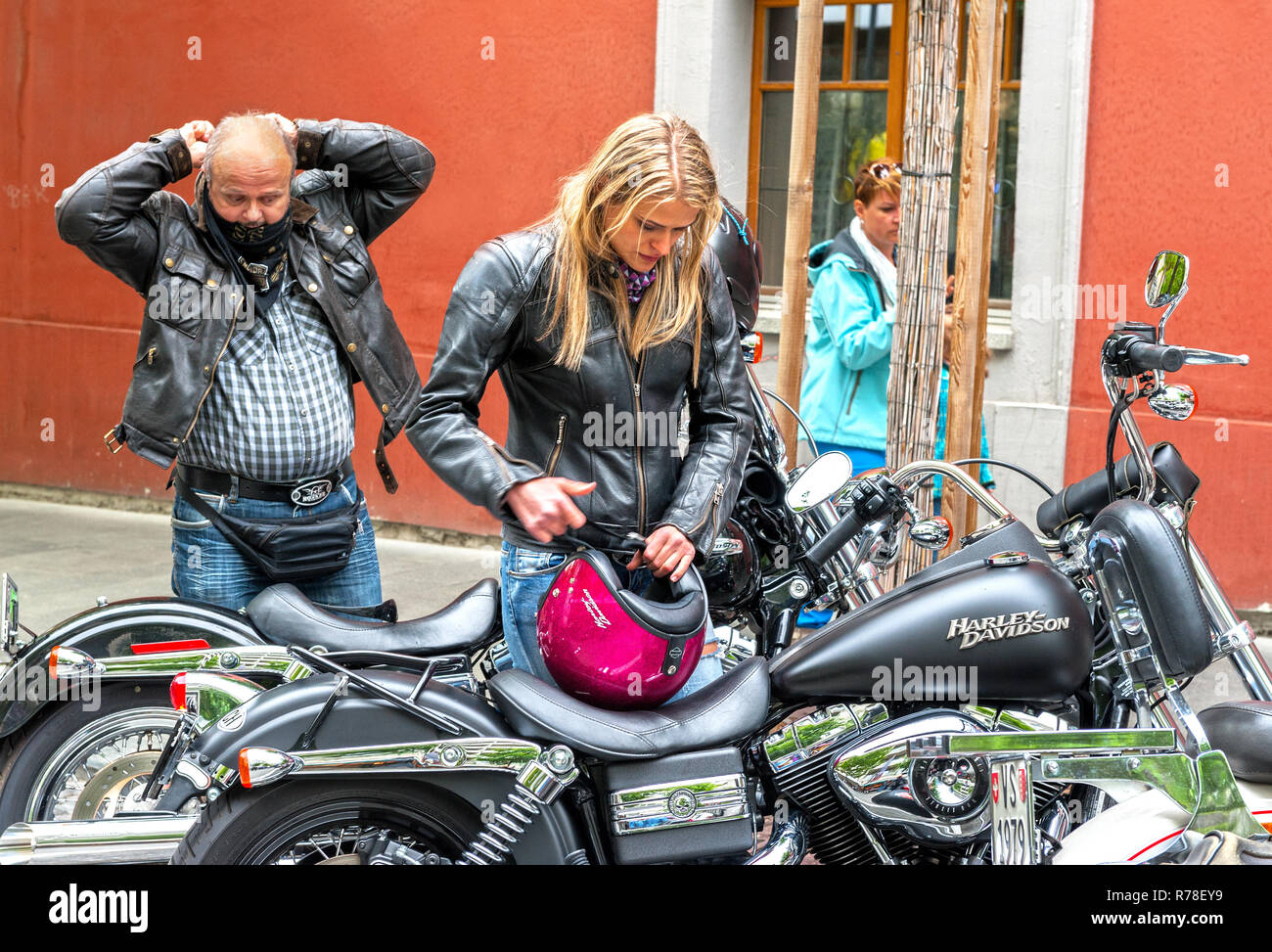 All'incontro di ciclisti Foto Stock