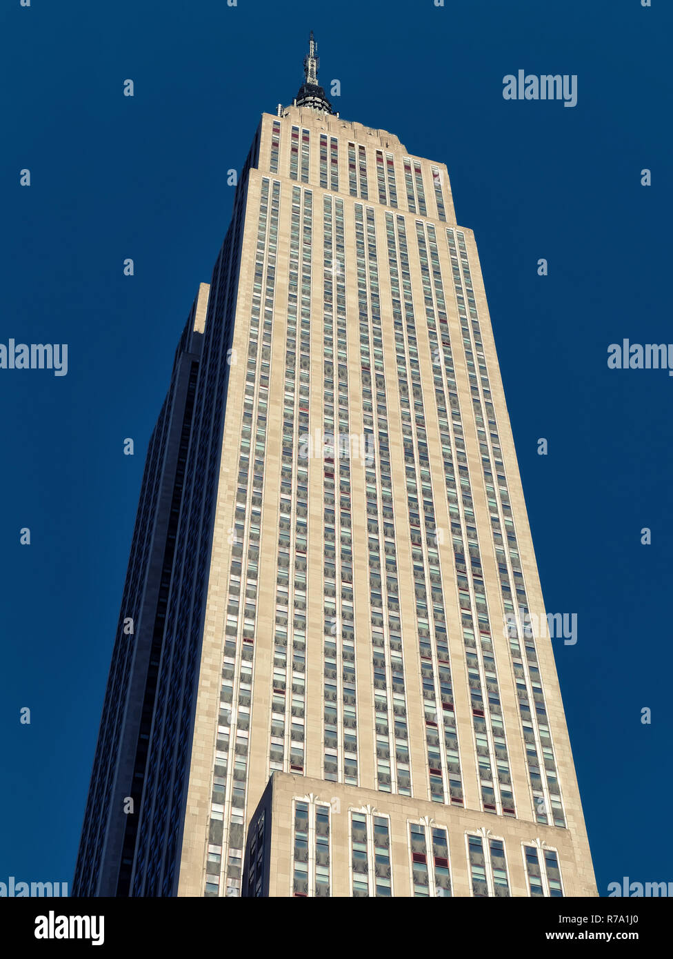 La città di NEW YORK, Stati Uniti d'America - Aprile 2018: Empire State Building landmark American icona culturale a Manhattan Foto Stock